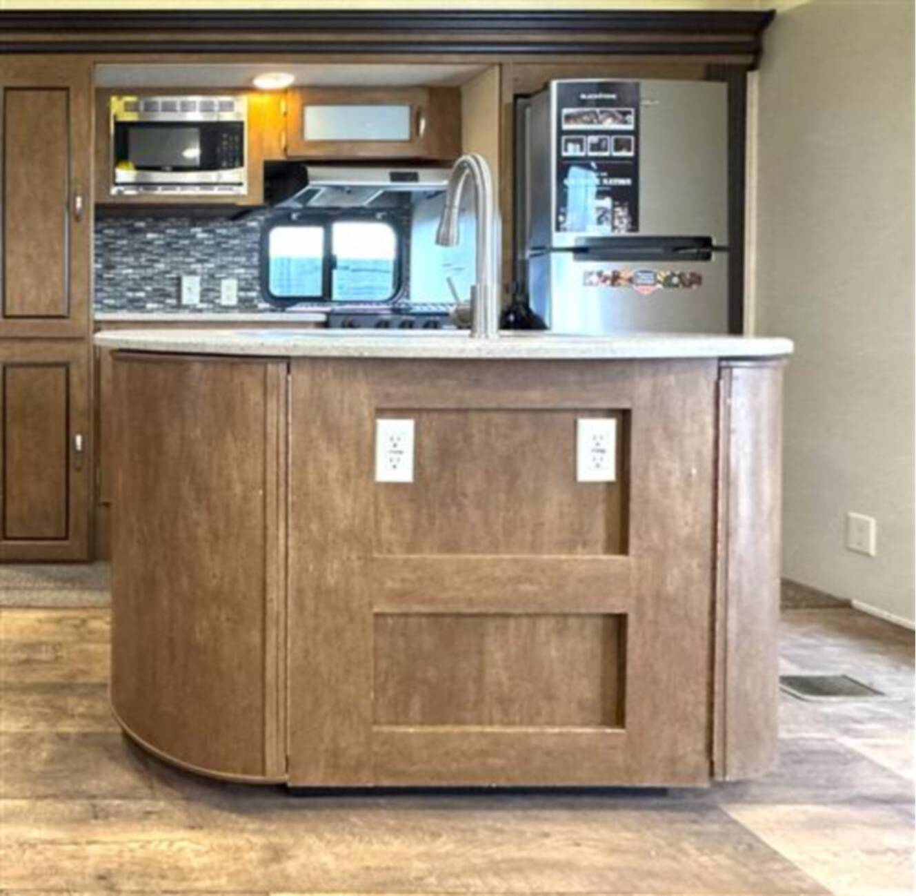 A photo of this 2018 Forest River SALEM 27REI