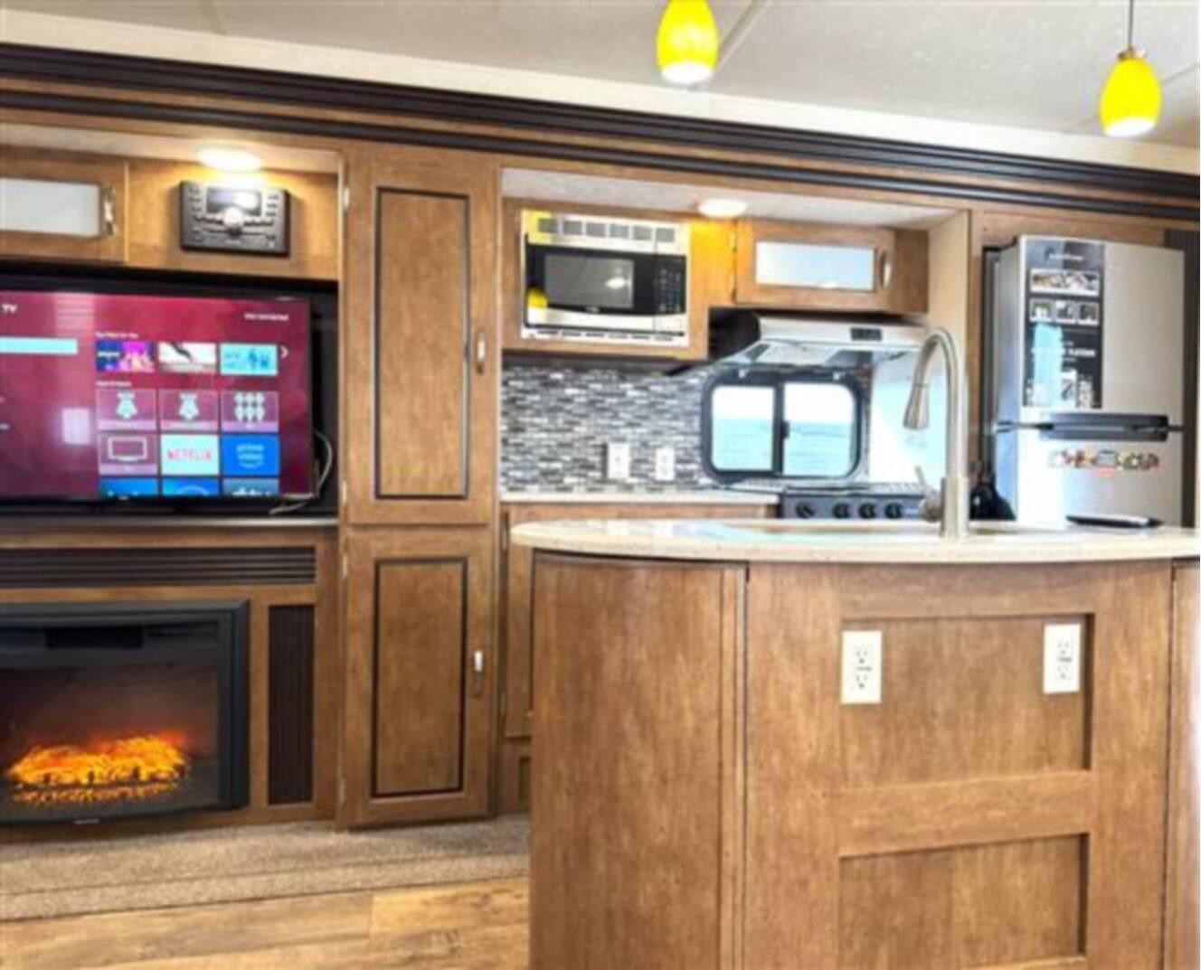 A photo of this 2018 Forest River SALEM 27REI