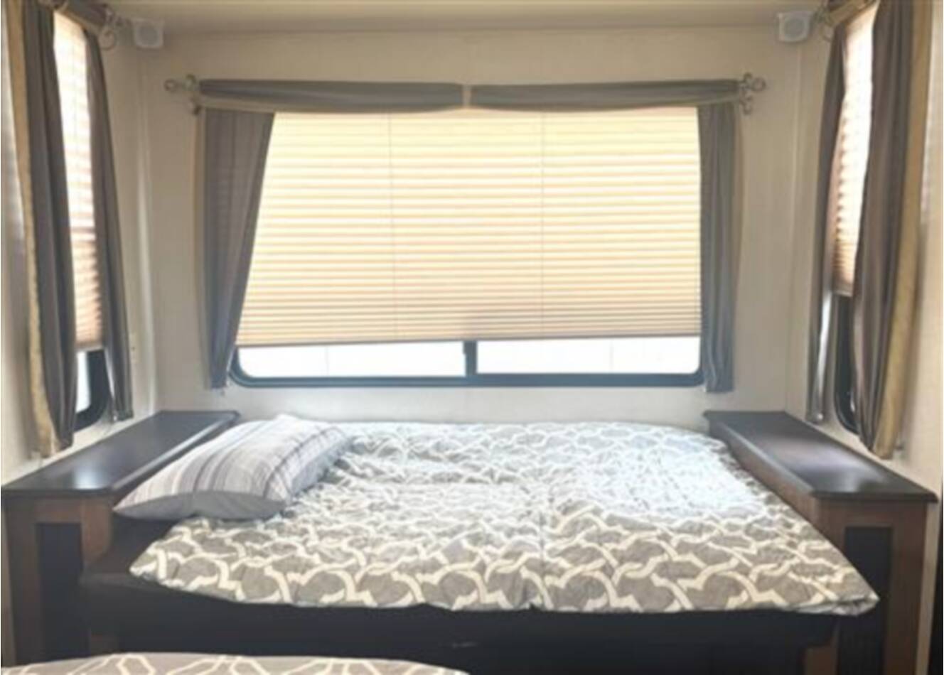 A photo of this 2018 Forest River SALEM 27REI