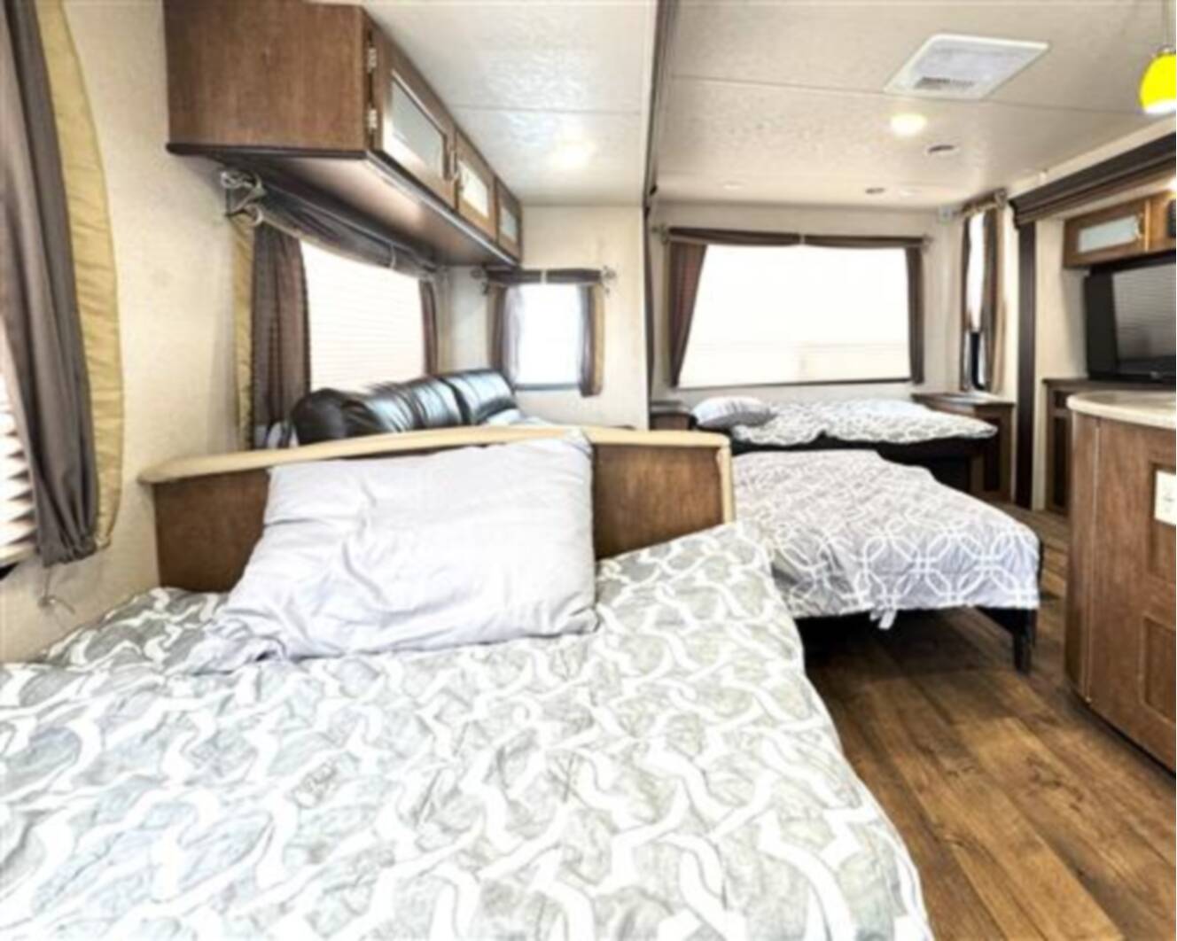 A photo of this 2018 Forest River SALEM 27REI