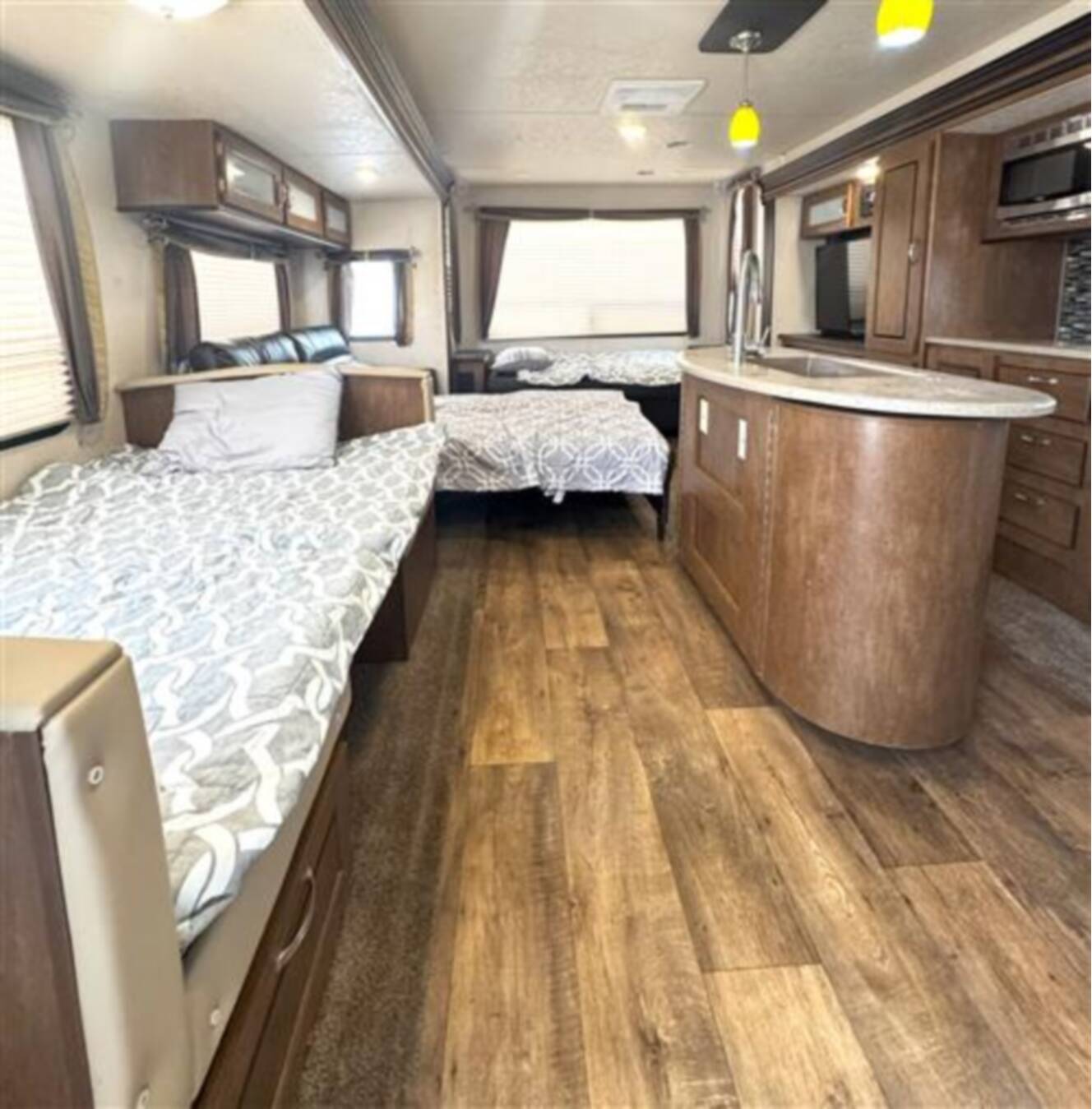 A photo of this 2018 Forest River SALEM 27REI