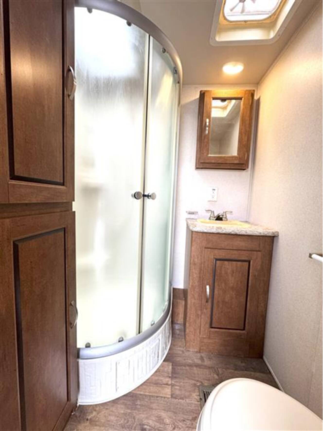 A photo of this 2018 Forest River SALEM 27REI