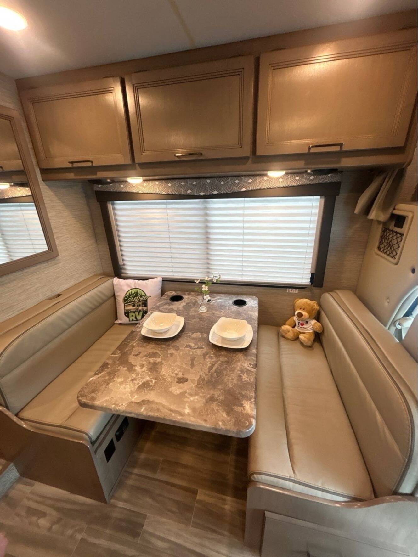 A photo of this 2023 Thor Motor Coach FOUR WINDS 22B
