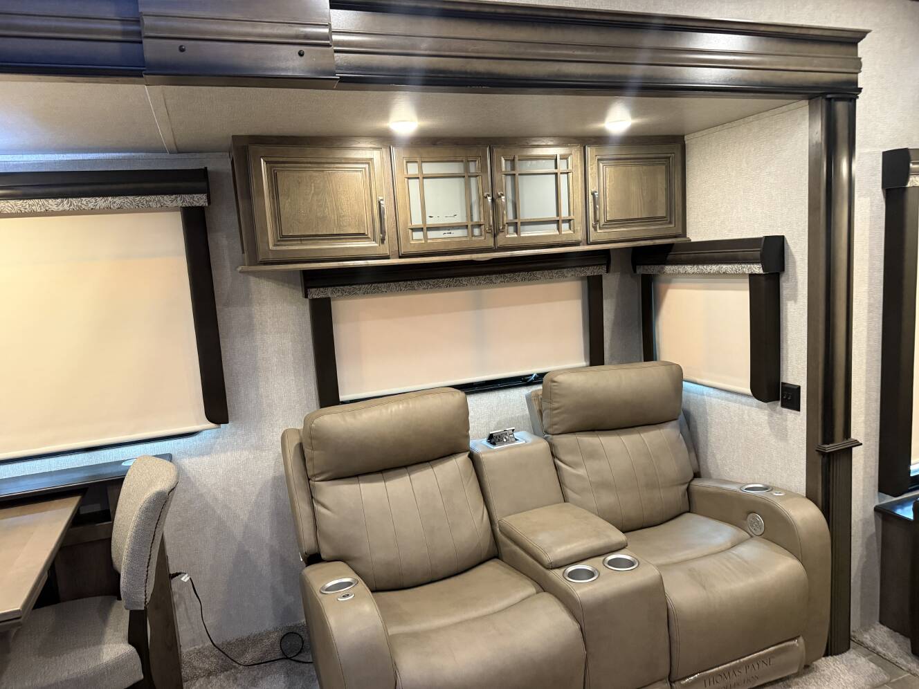 A photo of this 2020 Keystone MONTANA 3720RL