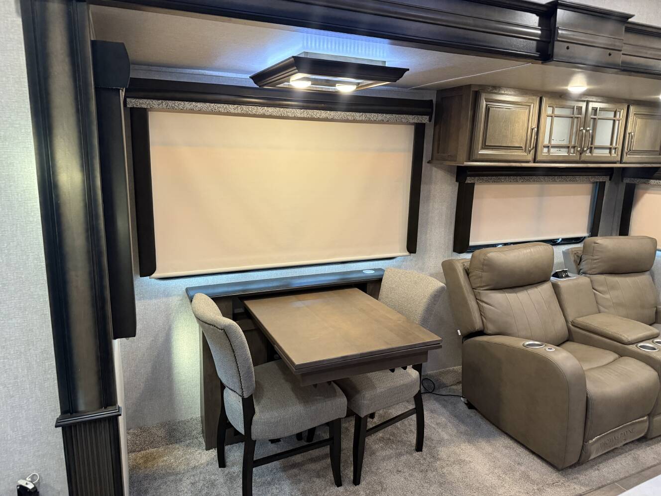 A photo of this 2020 Keystone MONTANA 3720RL