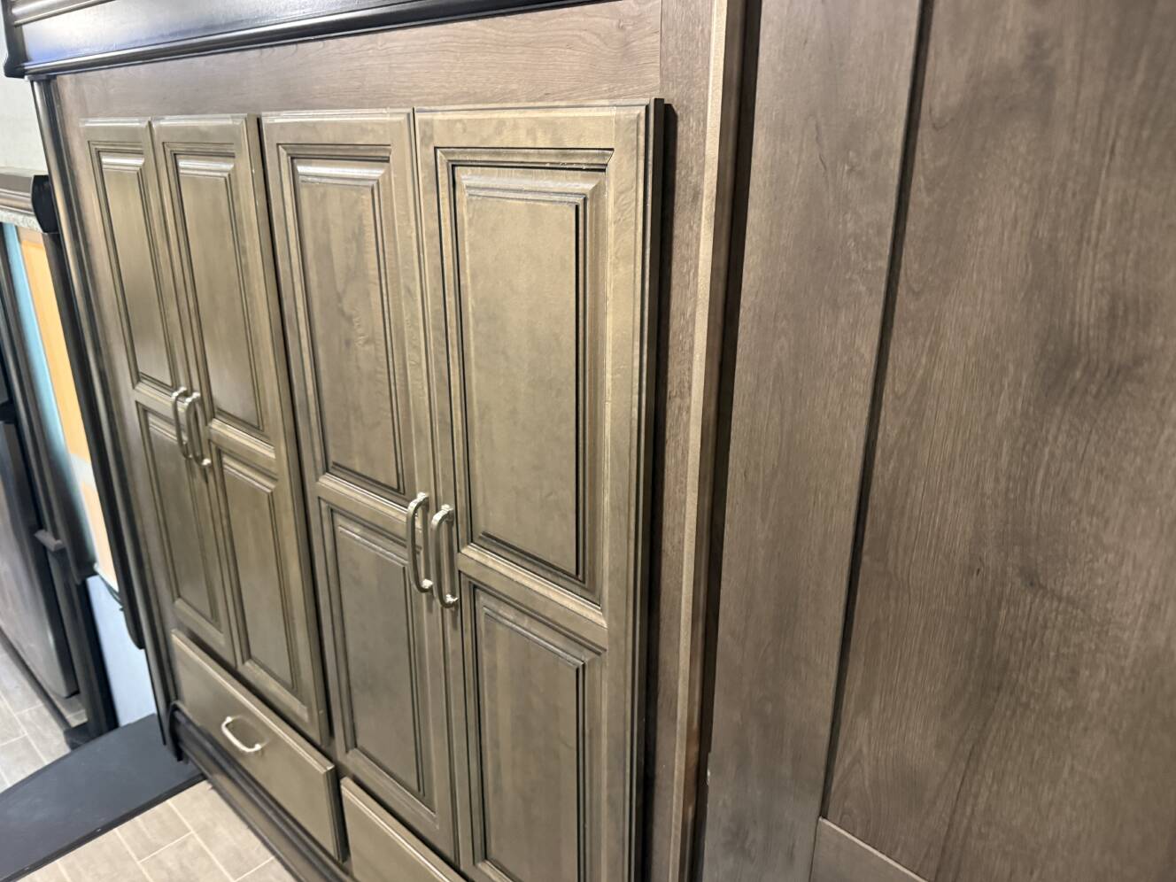 A photo of this 2020 Keystone MONTANA 3720RL
