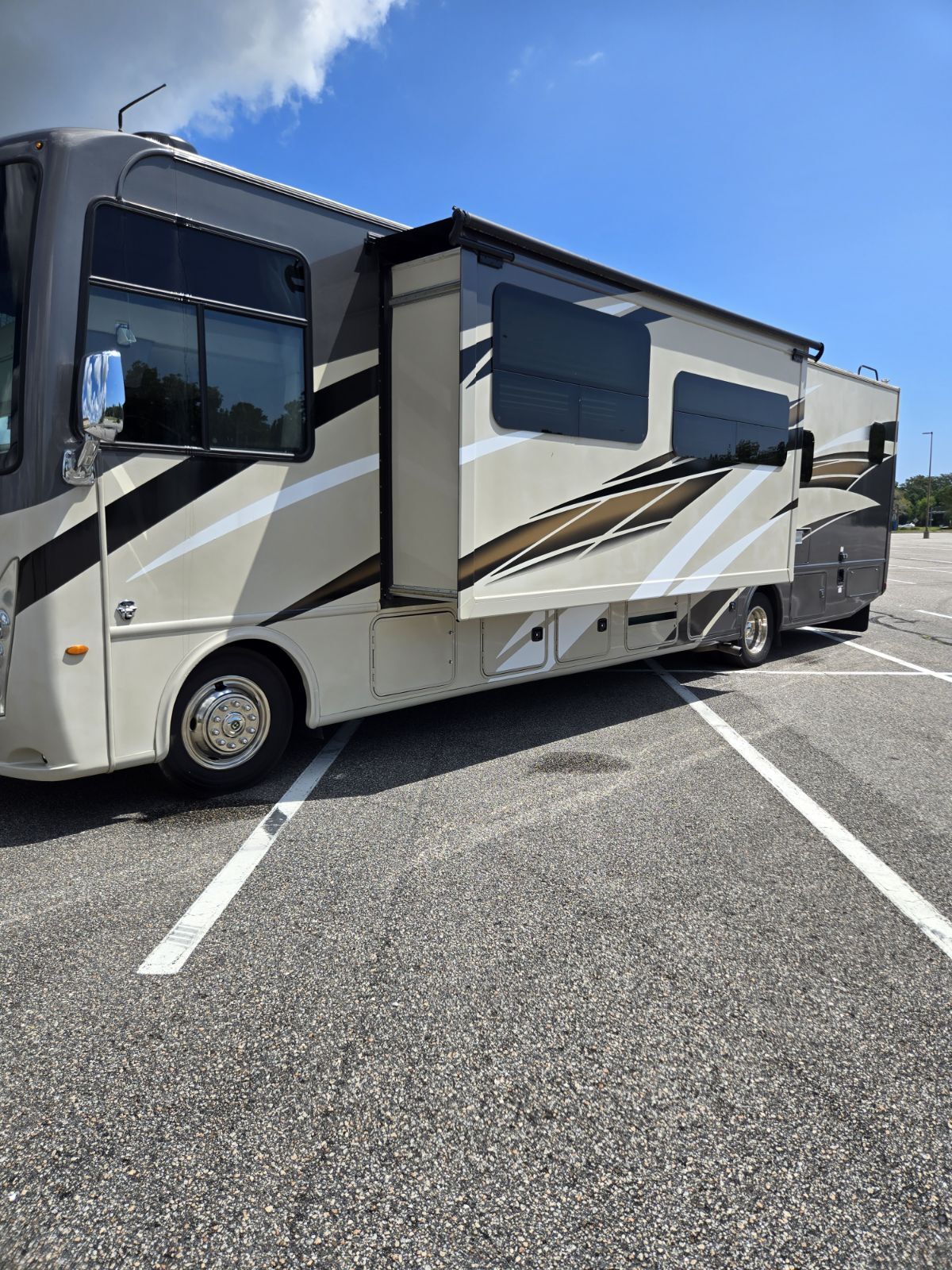 2020 Thor Motor Coach WINDSPORT 35M in myrtle beach SC