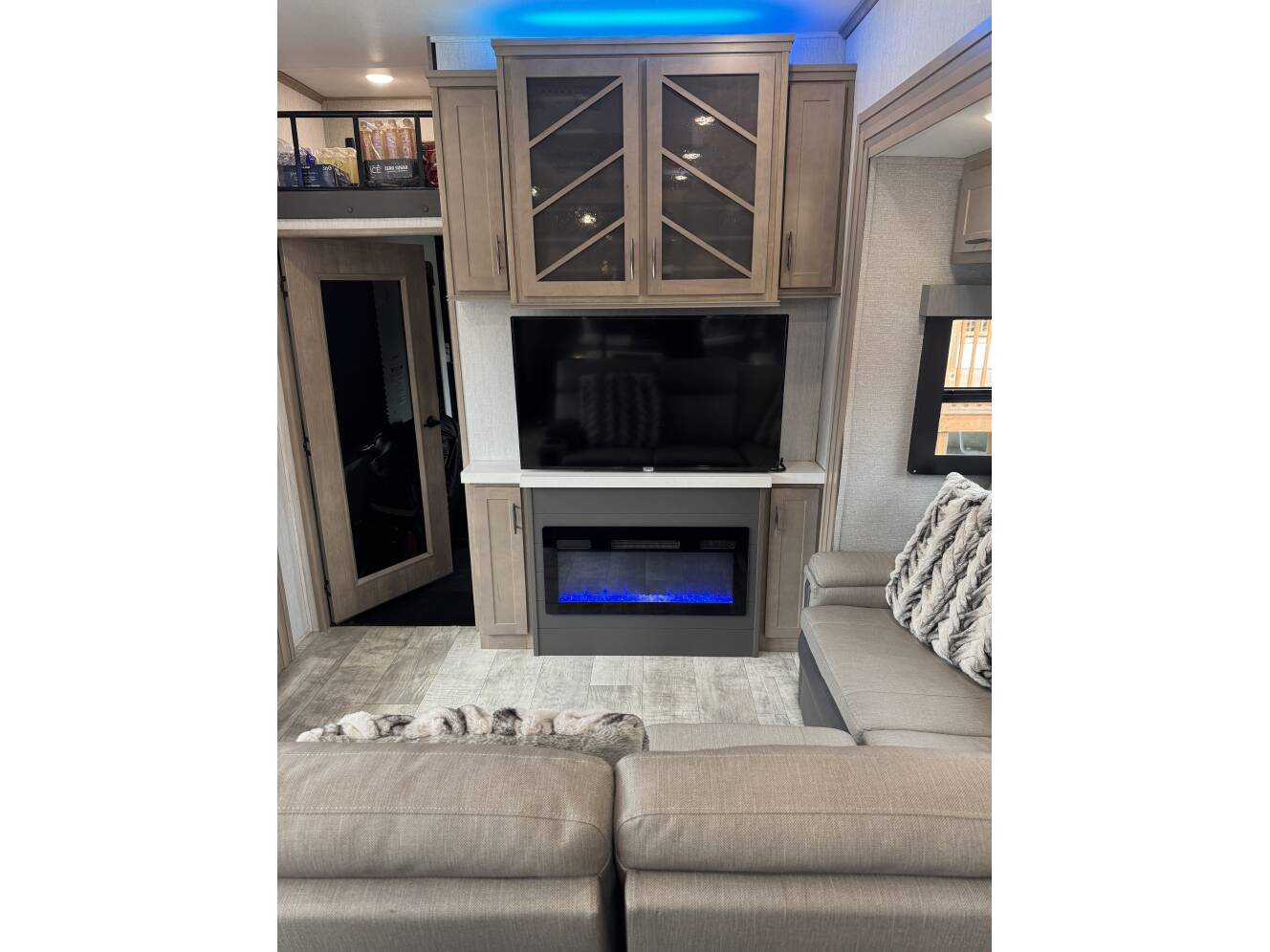 A photo of this 2023 Grand Design MOMENTUM M-CLASS 395MS