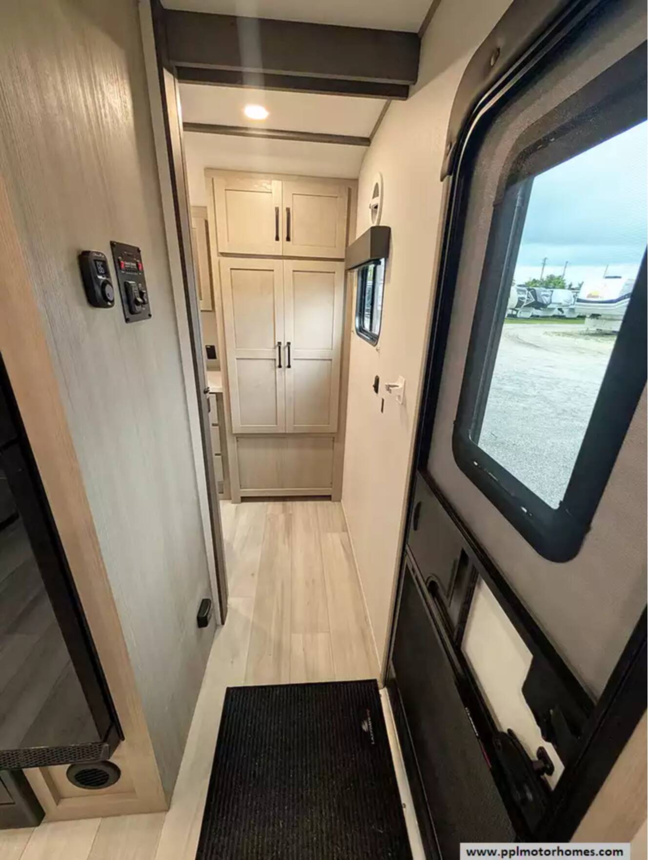 A photo of this 2026 Grand Design Momentum 17MAV