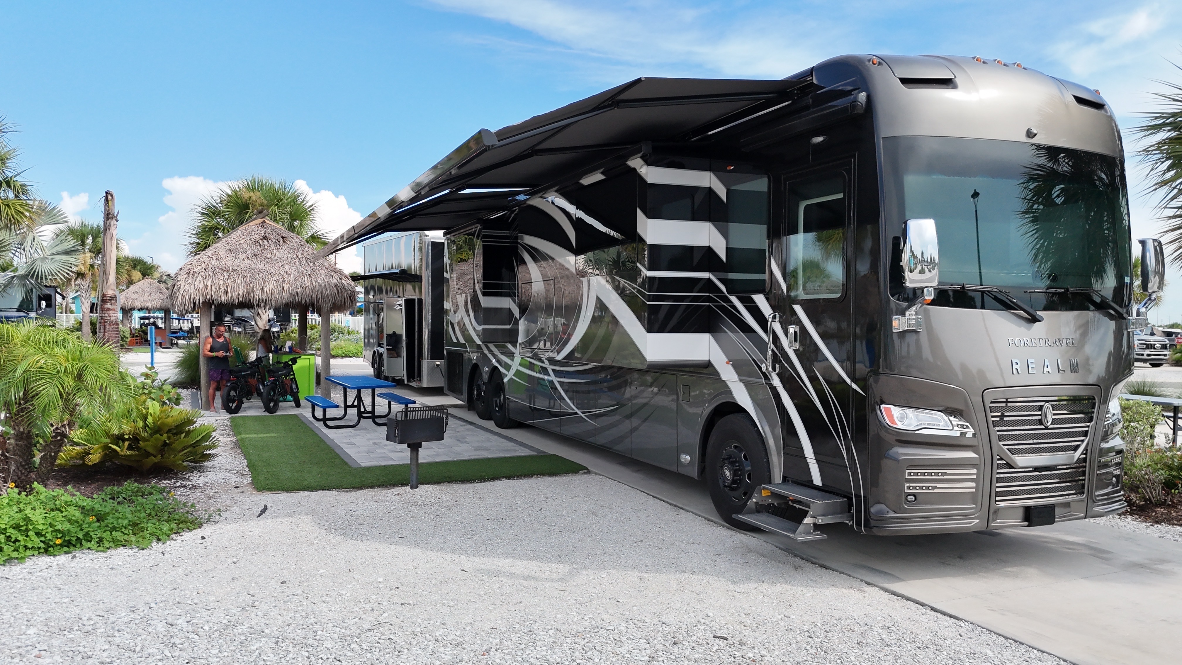 2025 Foretravel LVB RV