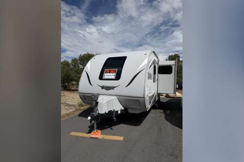 2018 Lance 1995 TRAVEL TRAILER in buena vista CO