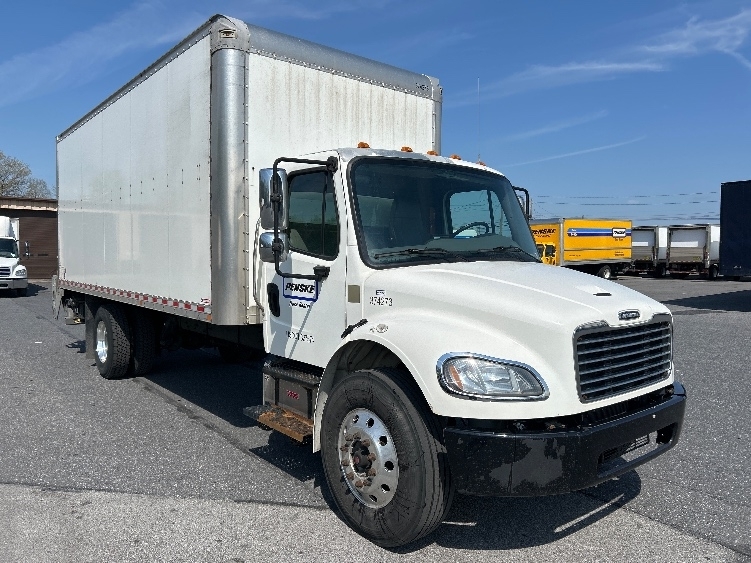 2021 FREIGHTLINER BUSINESS CLASS M2 106 in Dayton, NJ