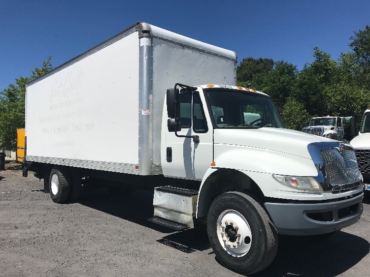2015 INTERNATIONAL 4300 in Conway, SC