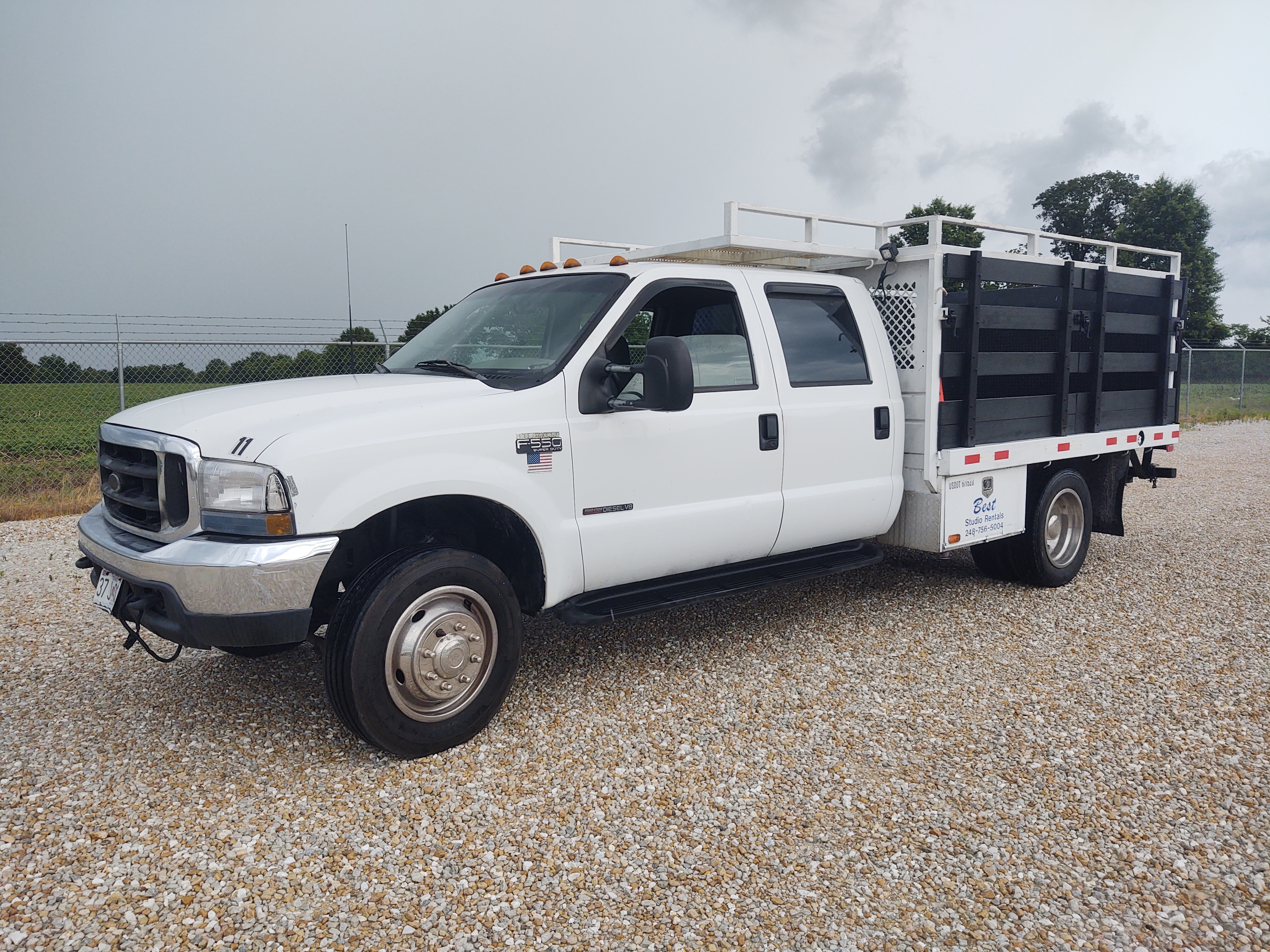 2000 FORD F550 XL XL in Wentzville, MO