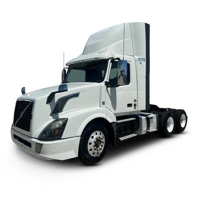2018 VOLVO VNL300 in Fontana, CA