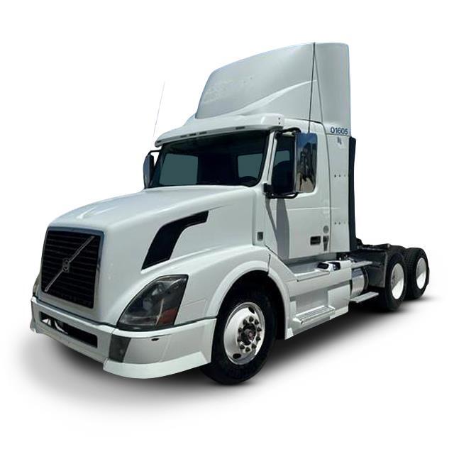 2015 VOLVO VNL300 in Fontana, CA