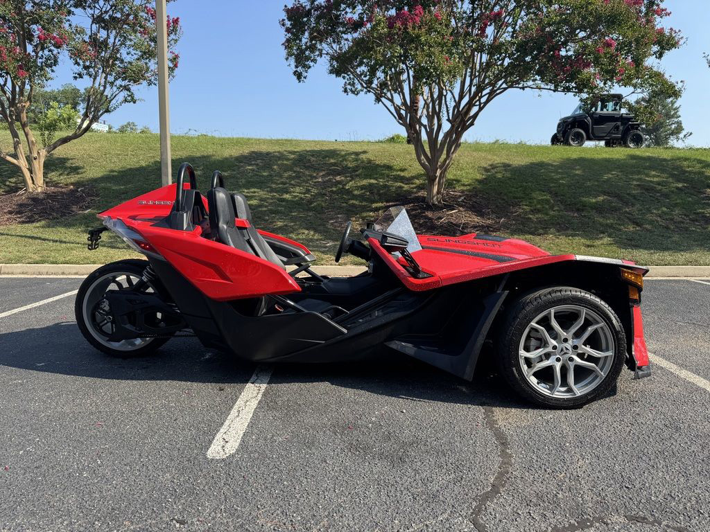 2022 Polaris Slingshot Slingshot SL Pearl Red (AutoDrive) in Augusta, GA