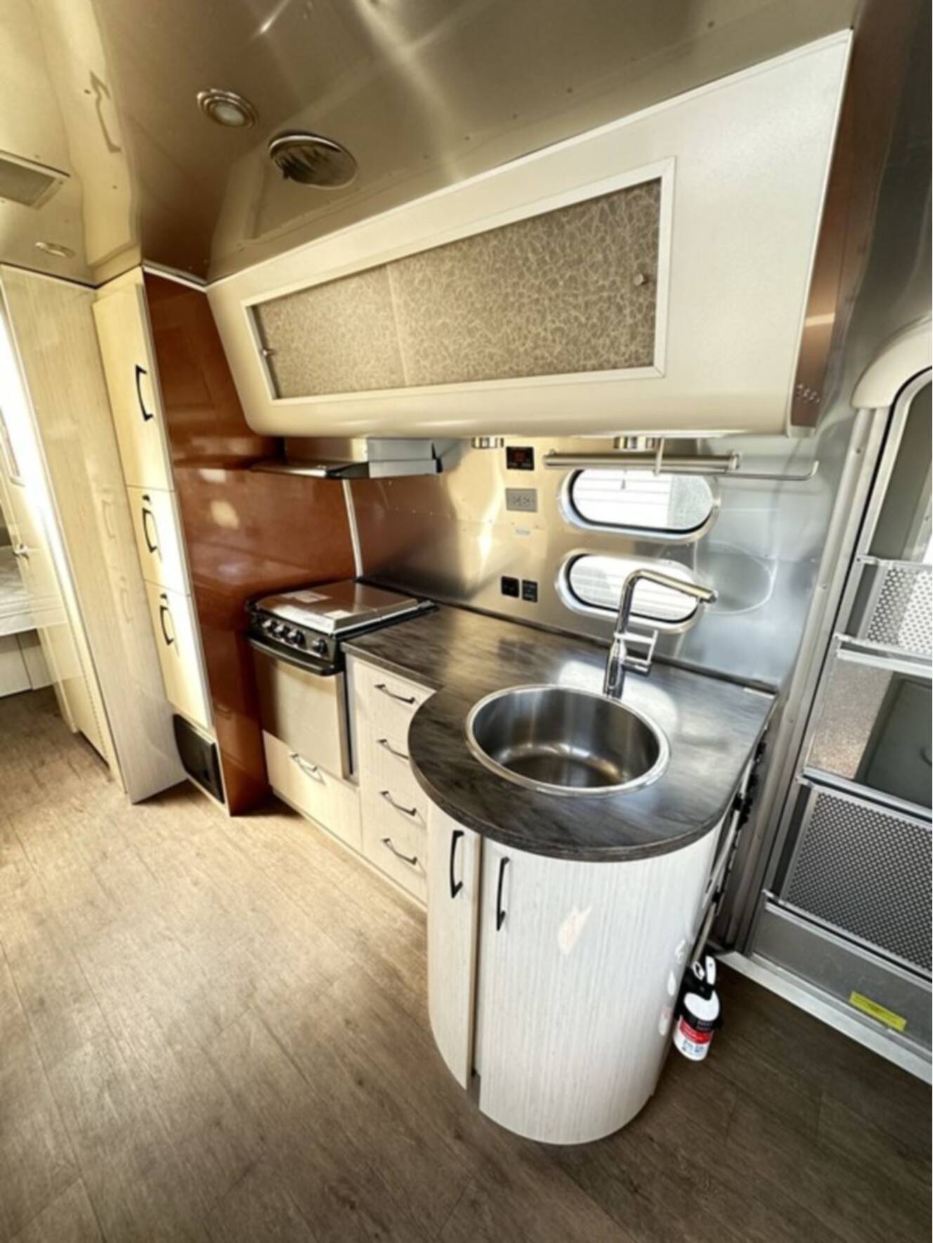 A photo of this 2019 Airstream International Serenity 27FB