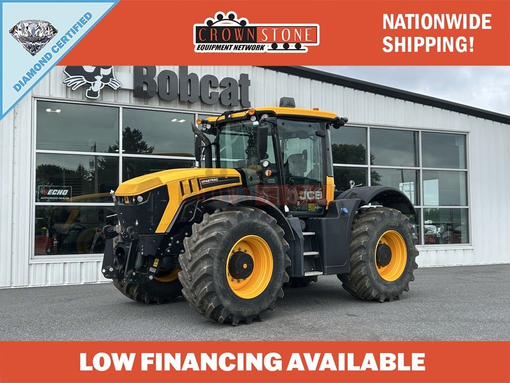 2022 JCB Fastrac 4220 in Leesport, PA