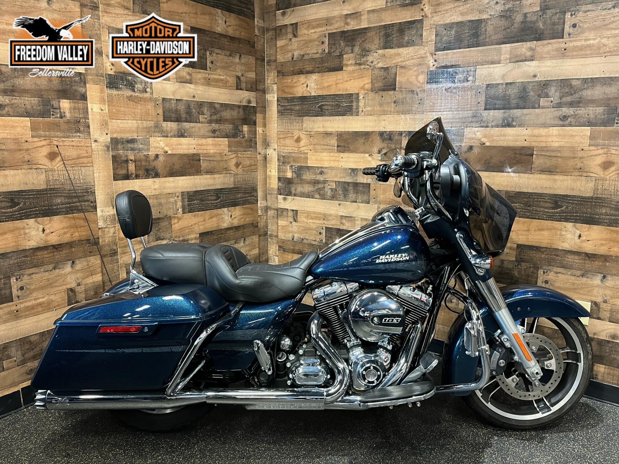 2016 Harley-Davidson Street Glide Special SPECIAL in Sellersville, PA