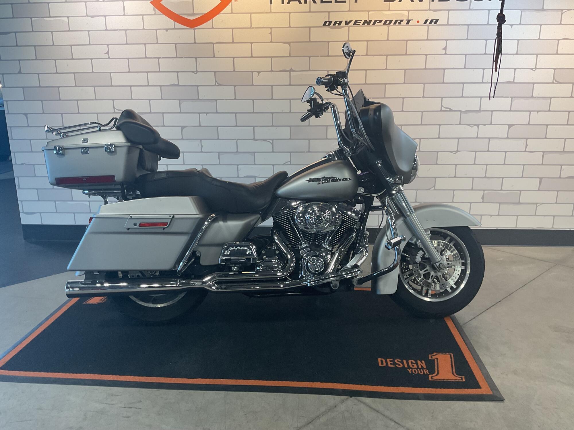 2007 Harley-Davidson Street Glide in Winterville, NC