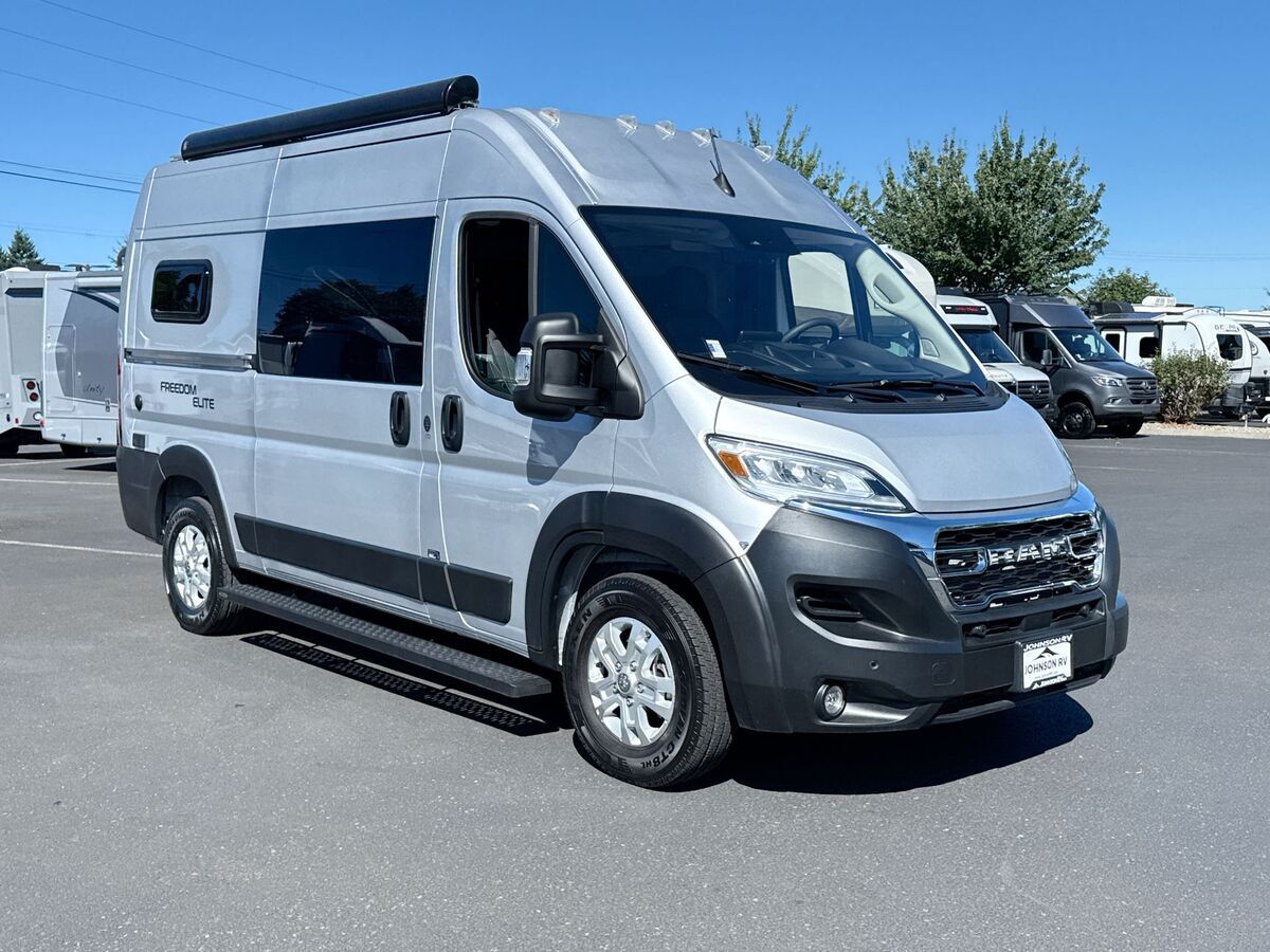 2026 Thor Motor Coach Freedom Elite Van 17D in sandy OR
