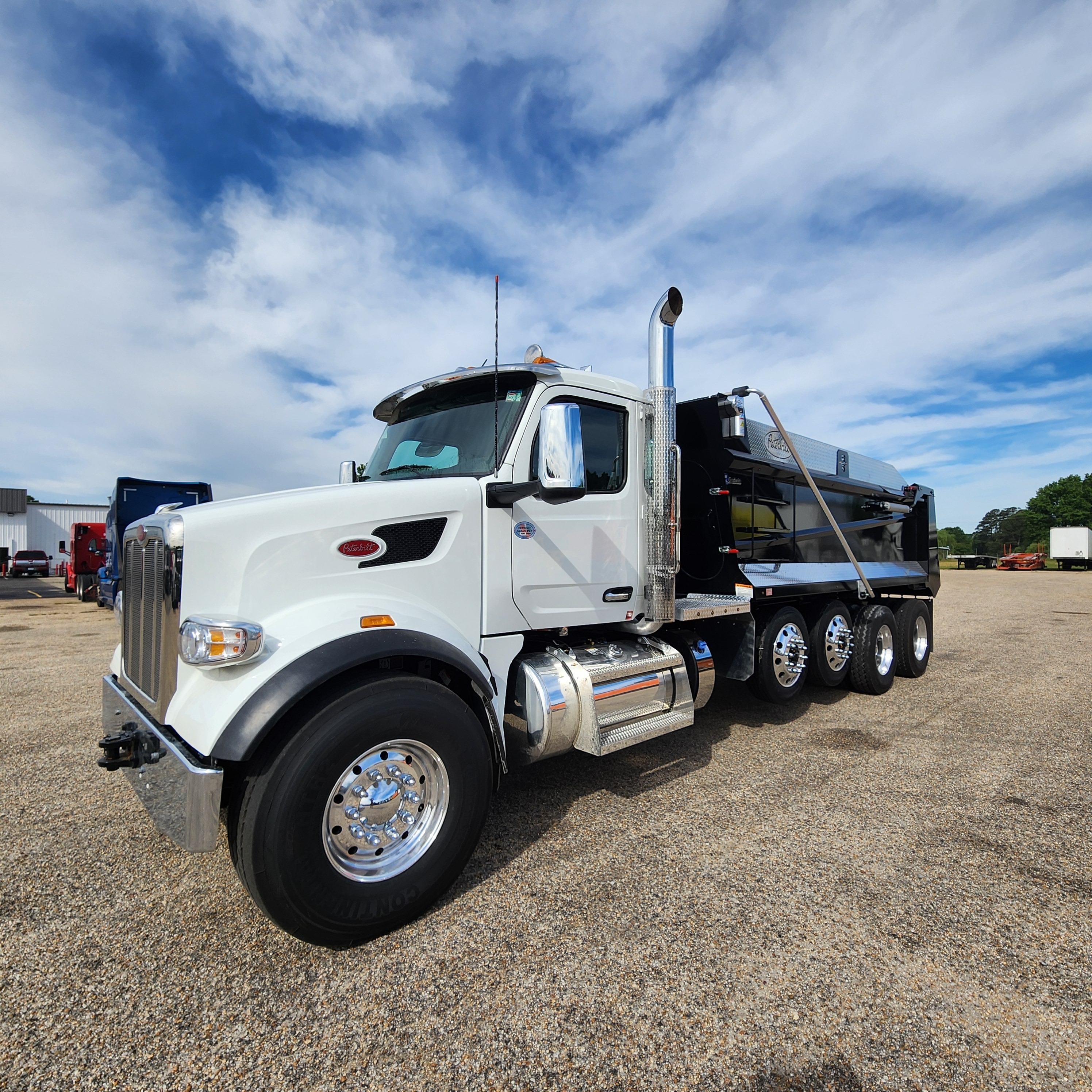 2027 PETERBILT 567 in Dunn, NC