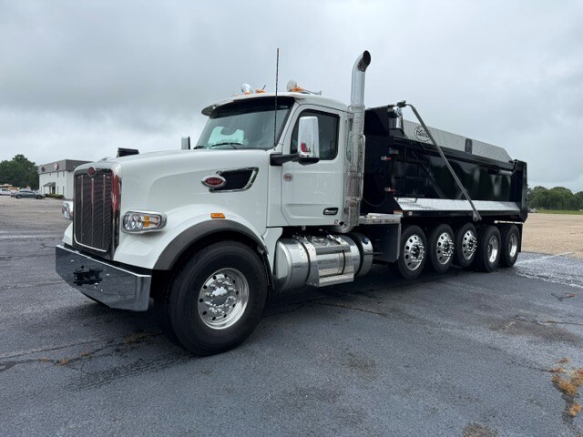 2027 PETERBILT 567 in Dunn, NC