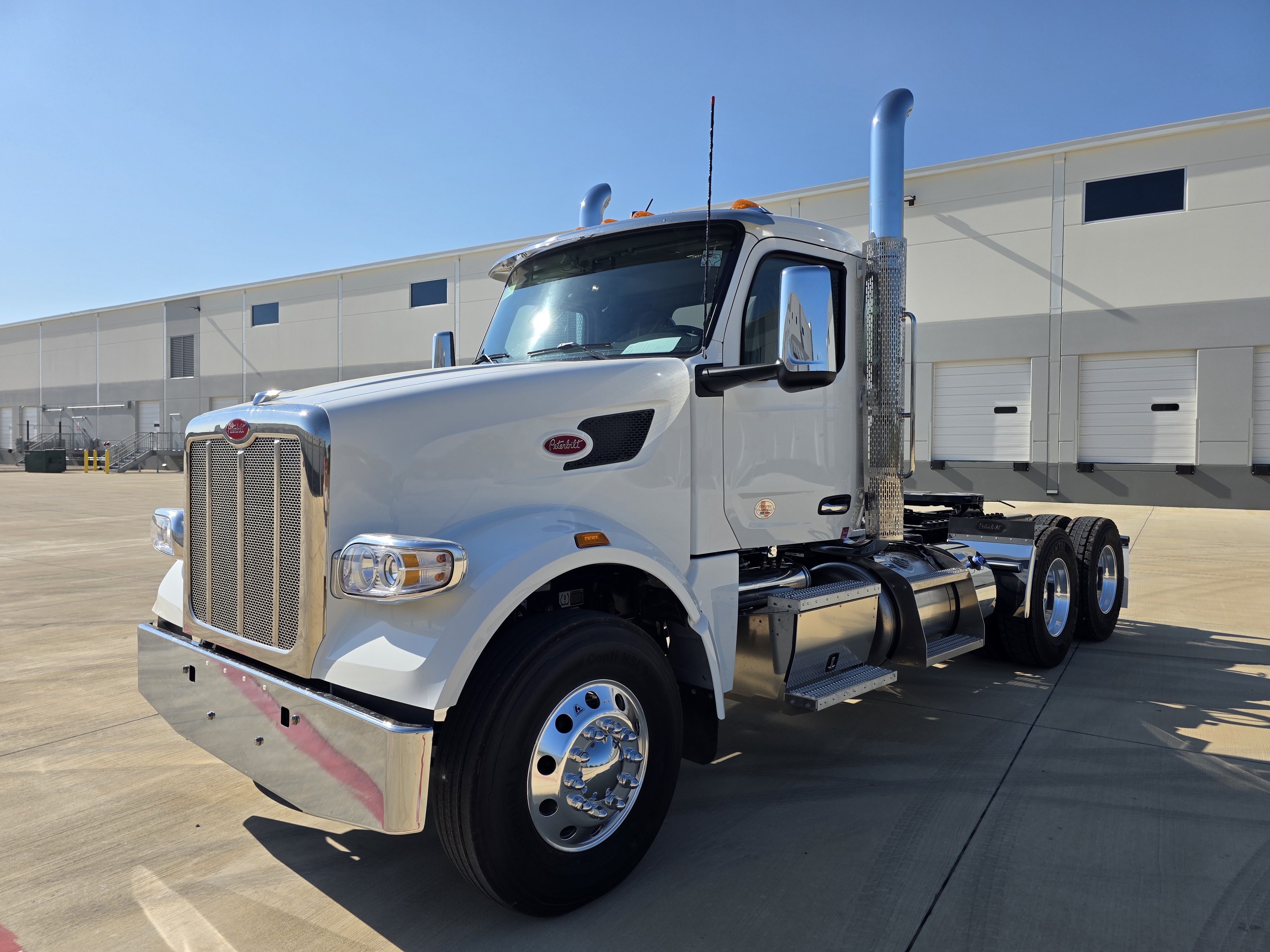 2027 PETERBILT 567 in Evansville, IN