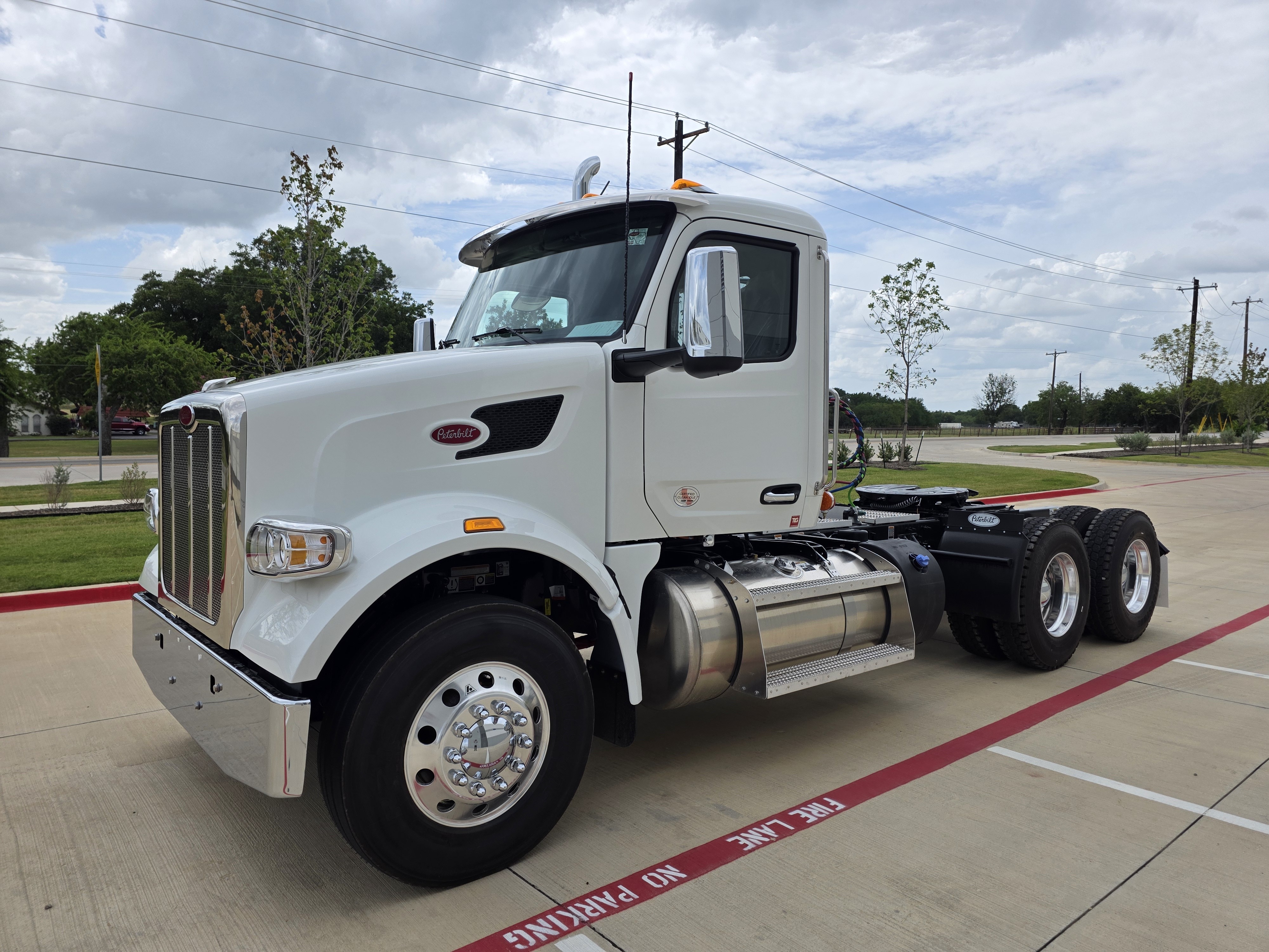 2027 PETERBILT 567 in Dunn, NC
