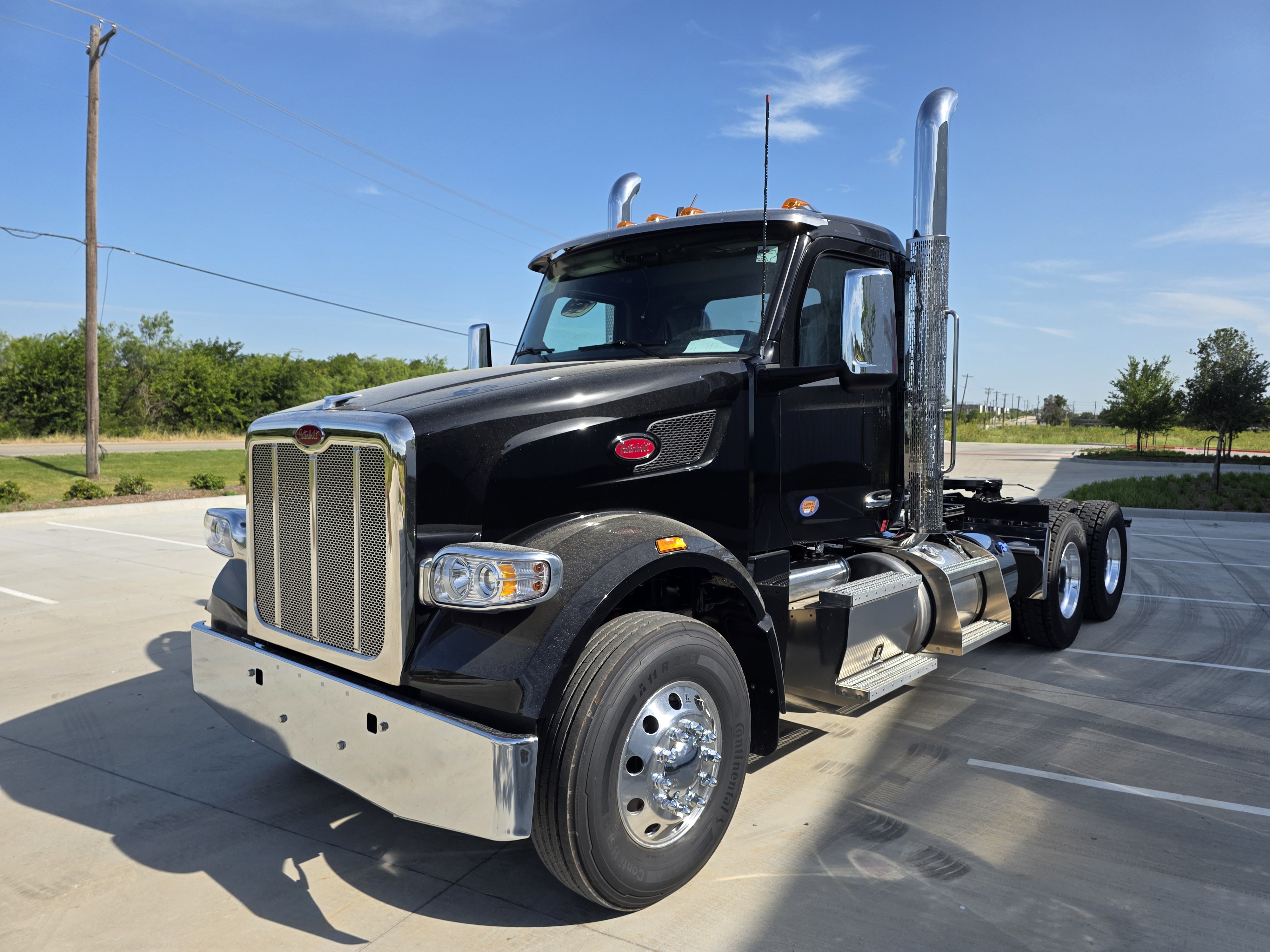 2027 PETERBILT 567 in Strafford, MO