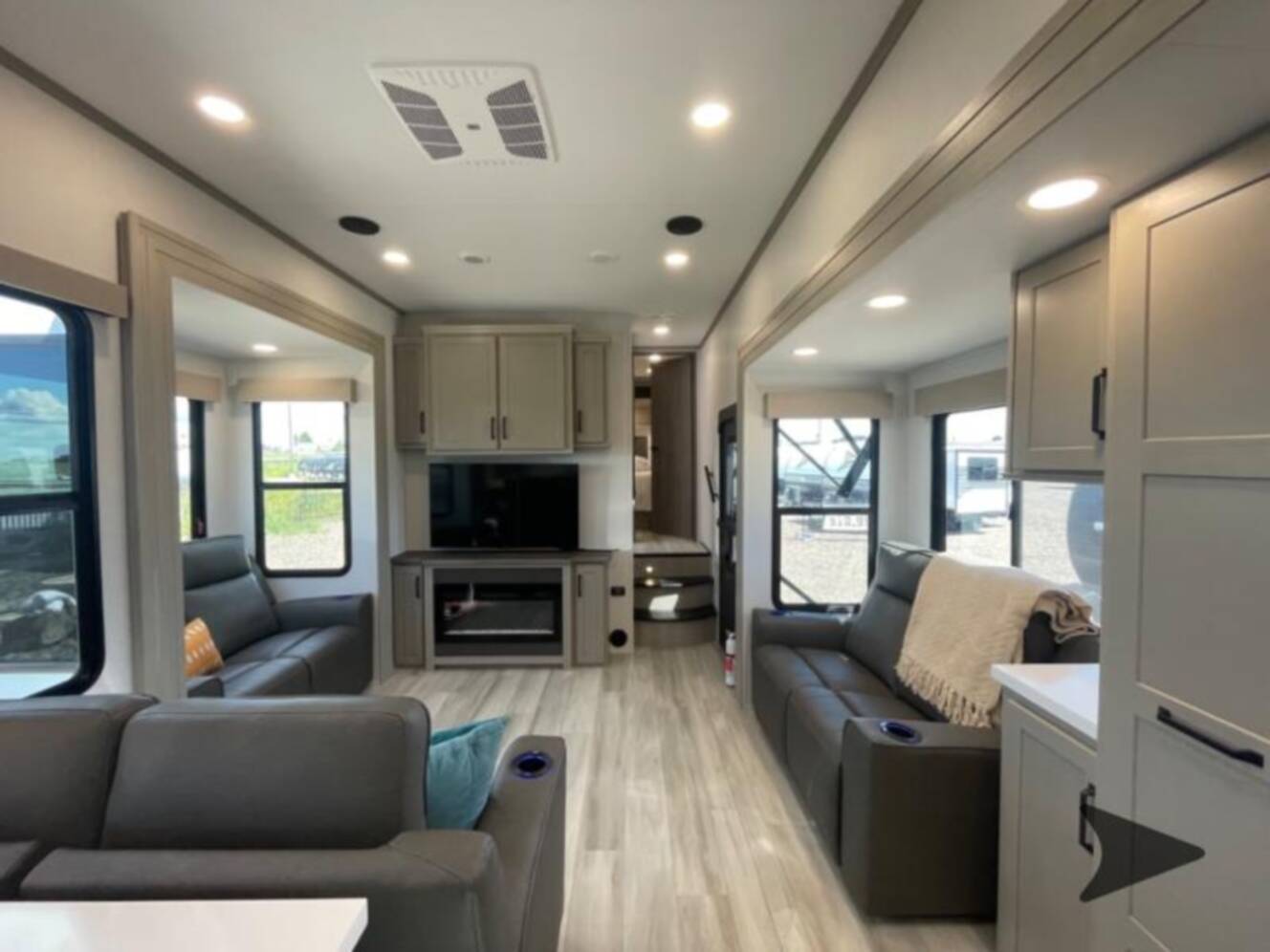 A photo of this 2026 Grand Design Momentum G-Class 415G