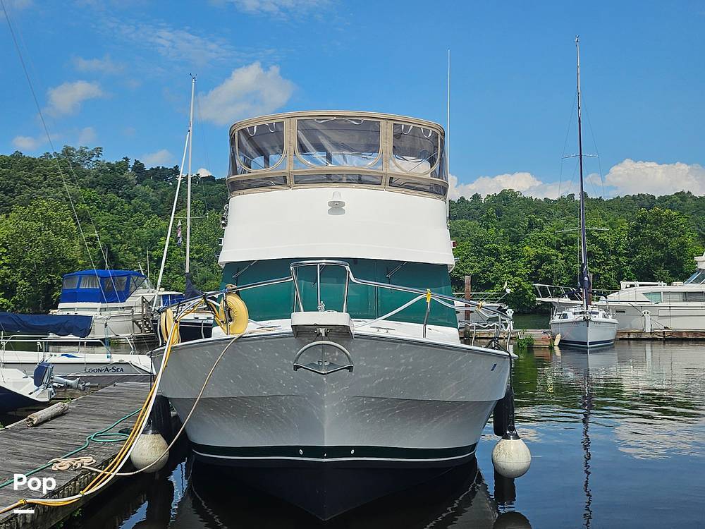 2002 Mainship 390 Trawler in connelly NY