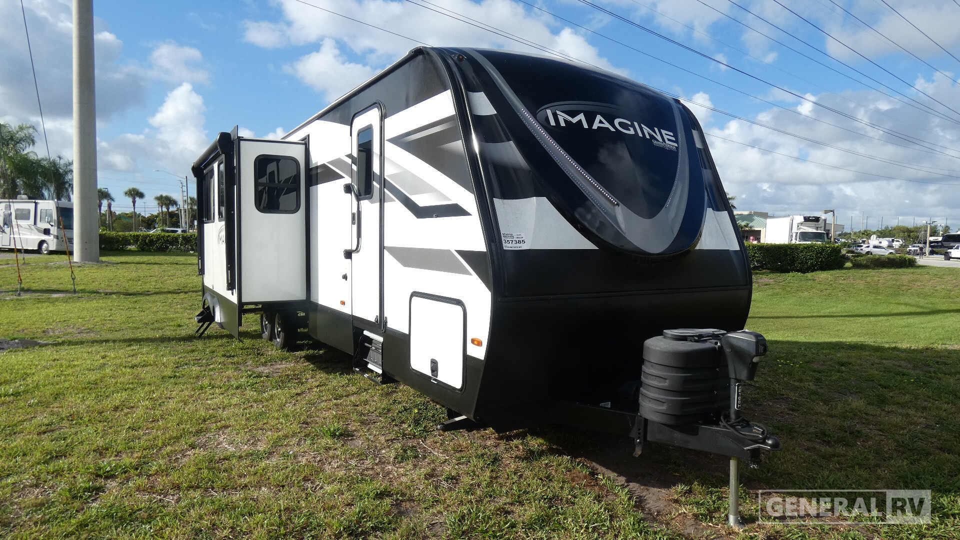 2025 Grand Design IMAGINE 3210BH in west palm beach FL