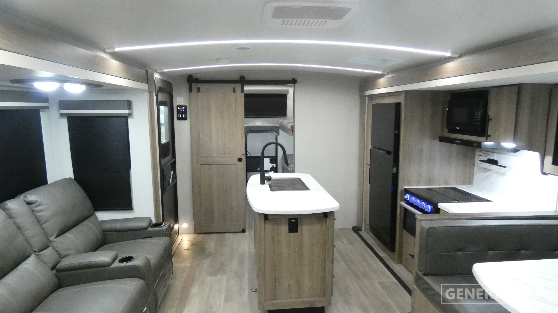 2025 Grand Design IMAGINE 3210BH in west palm beach FL
