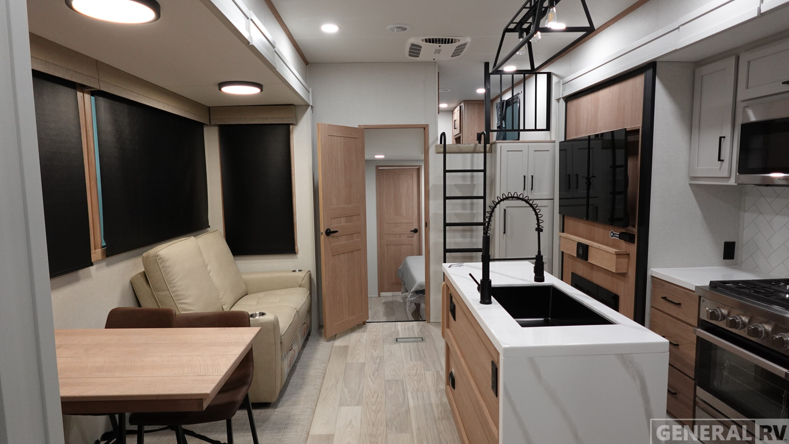 2026 Forest River SIERRA 4002FB in mesa AZ