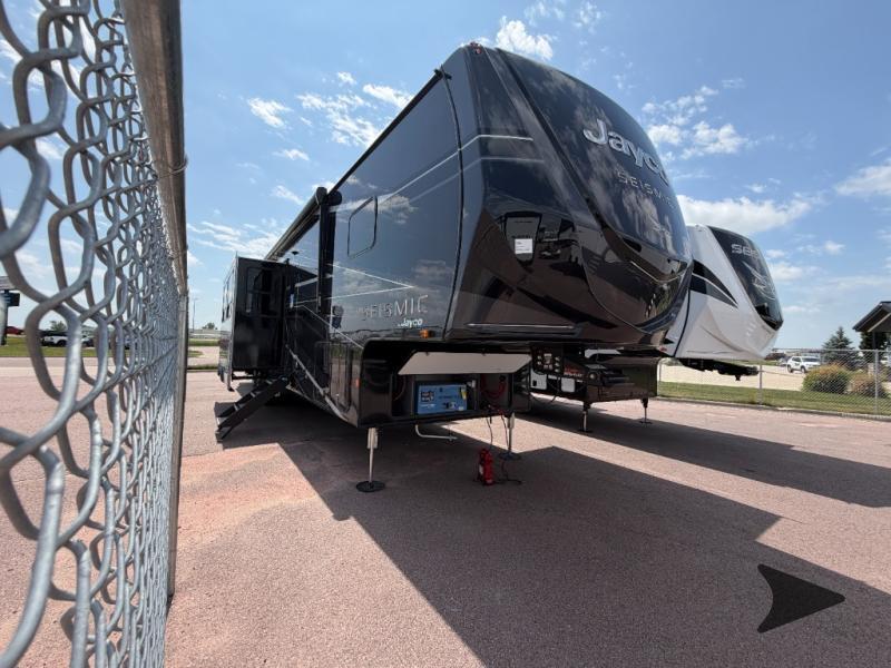 2026 Jayco Seismic 395 in tea SD