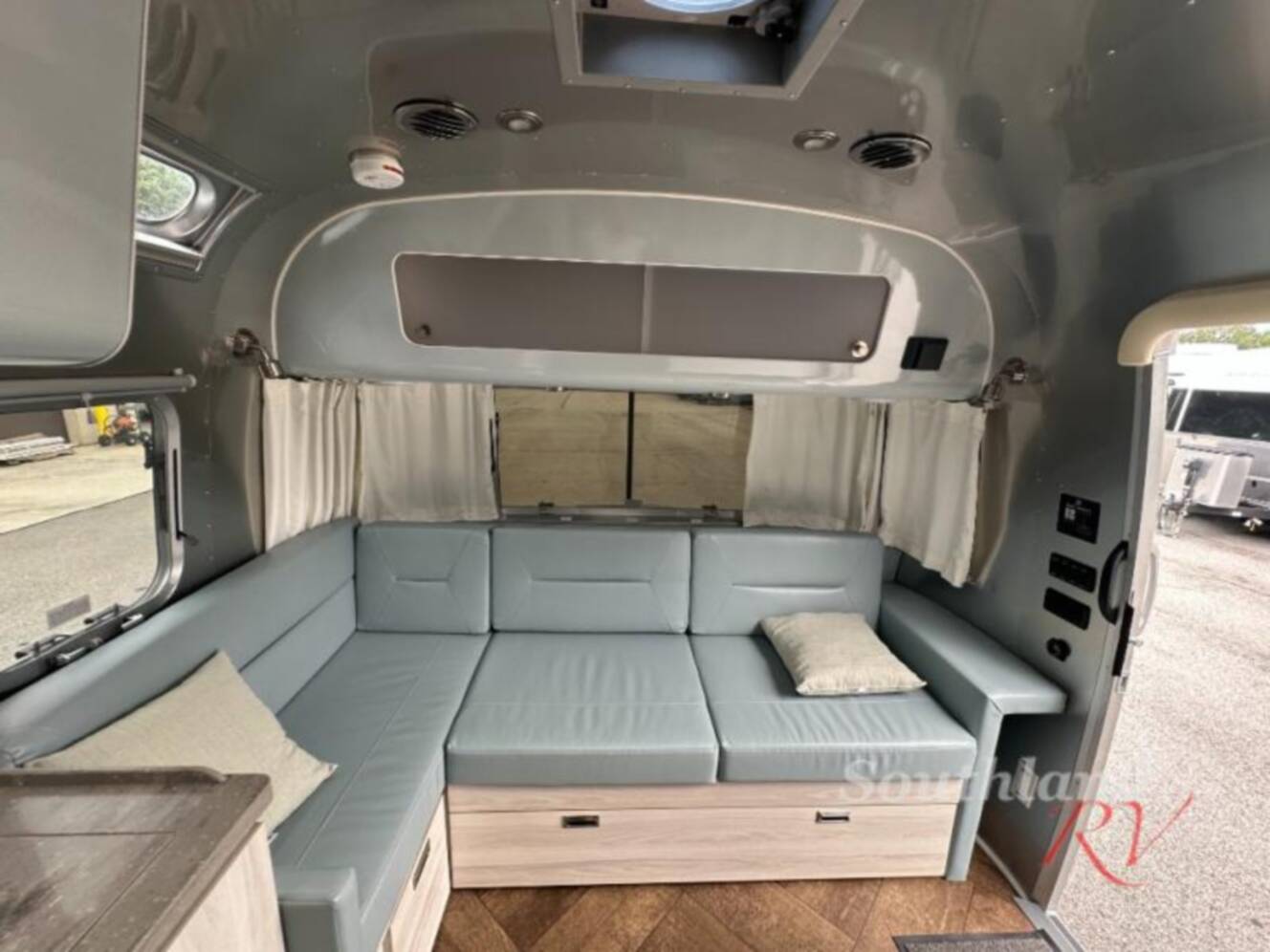 A photo of this 2023 Airstream International 28RB Queen