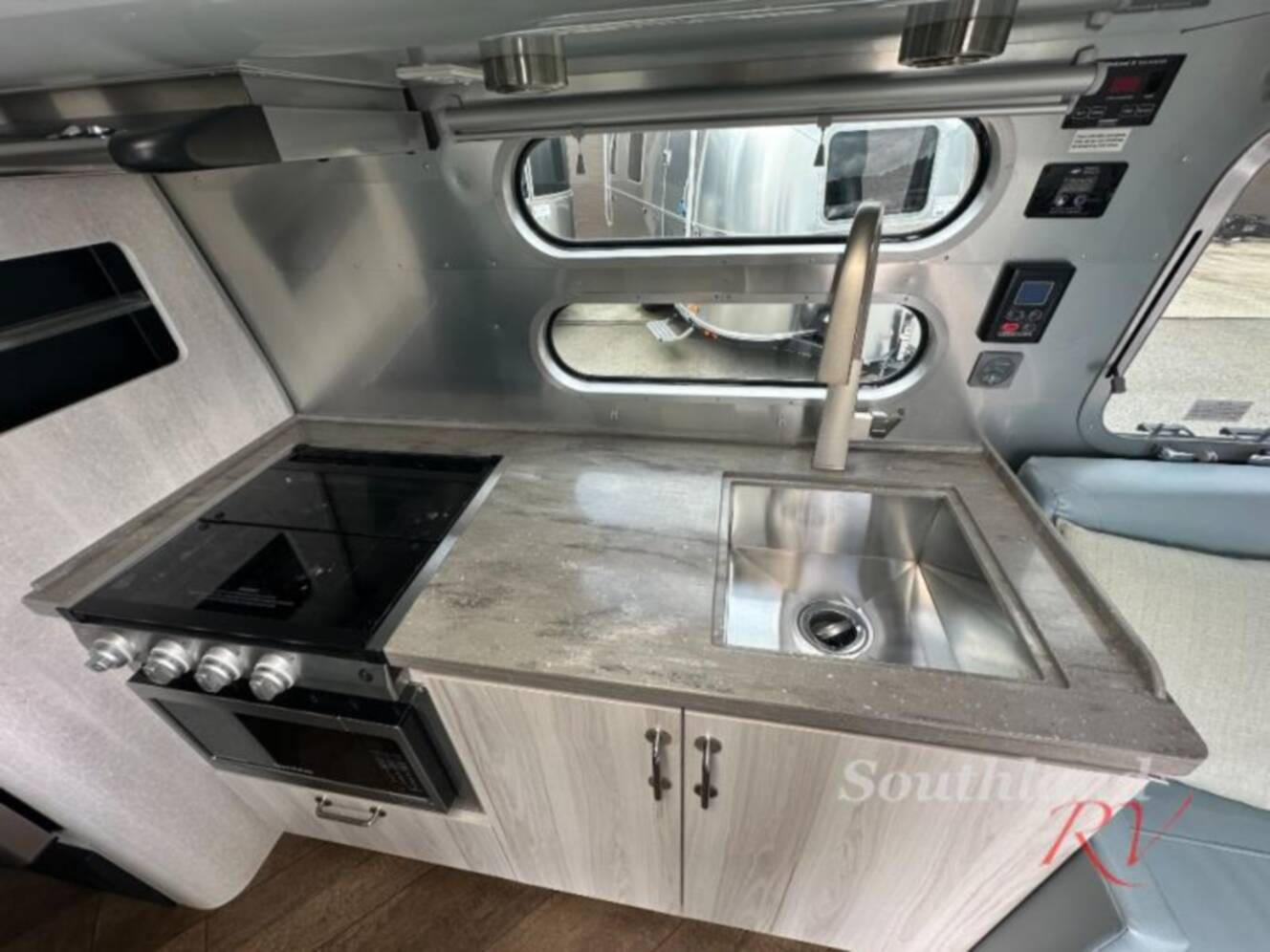 A photo of this 2023 Airstream International 28RB Queen