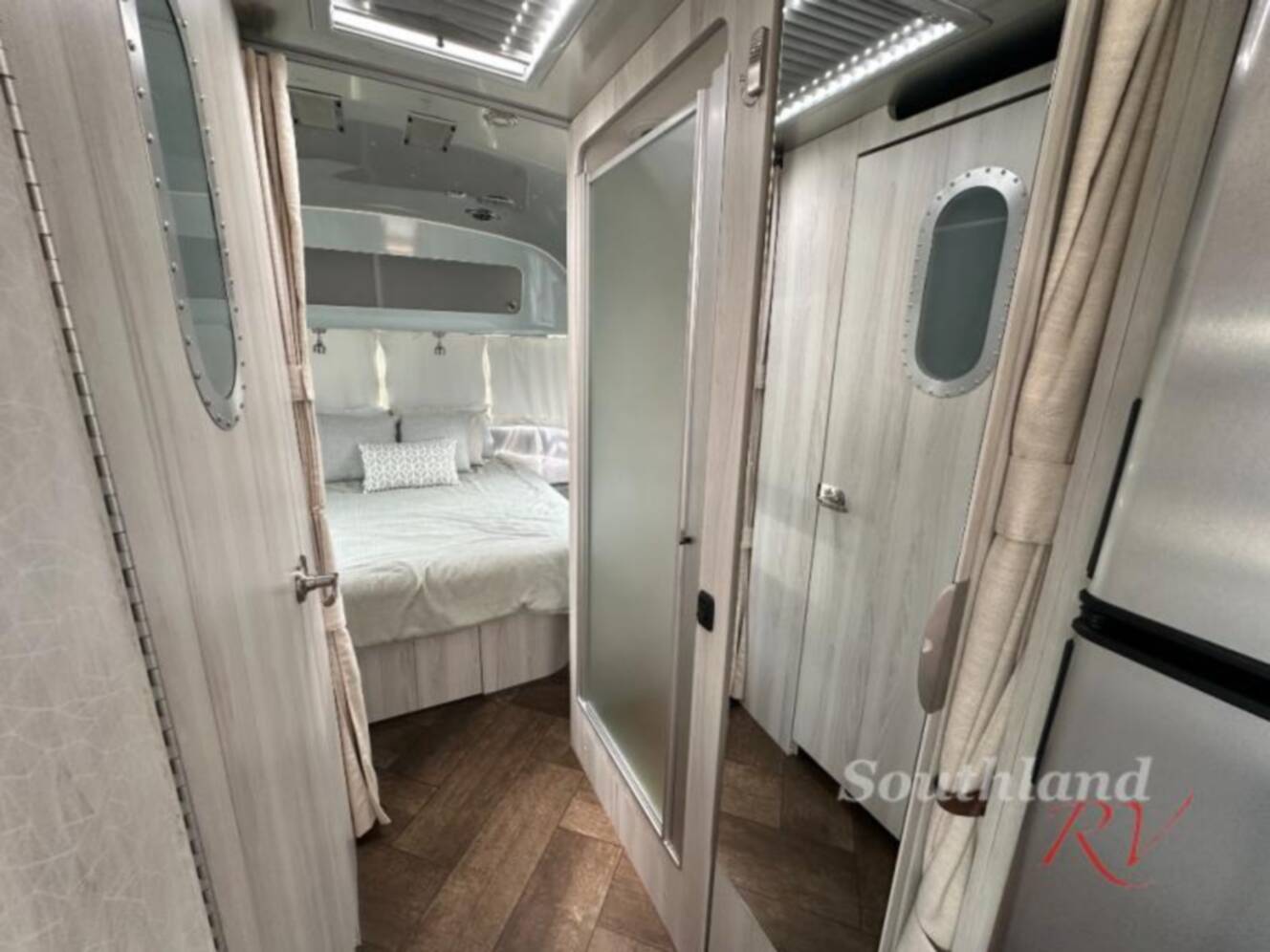 A photo of this 2023 Airstream International 28RB Queen