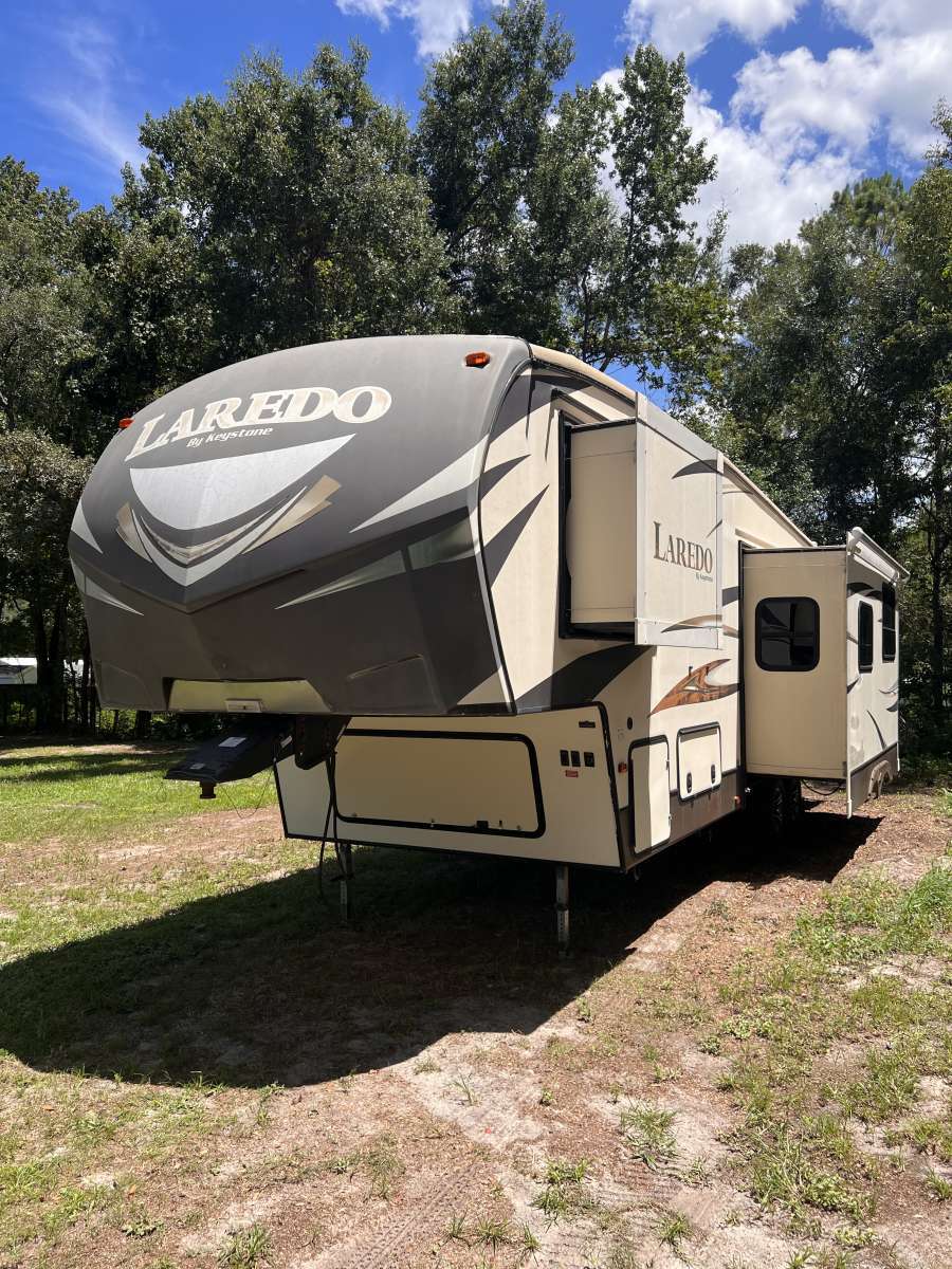 2014 Keystone Rv KEYSTONE LAREDO 293SBH in ocala FL