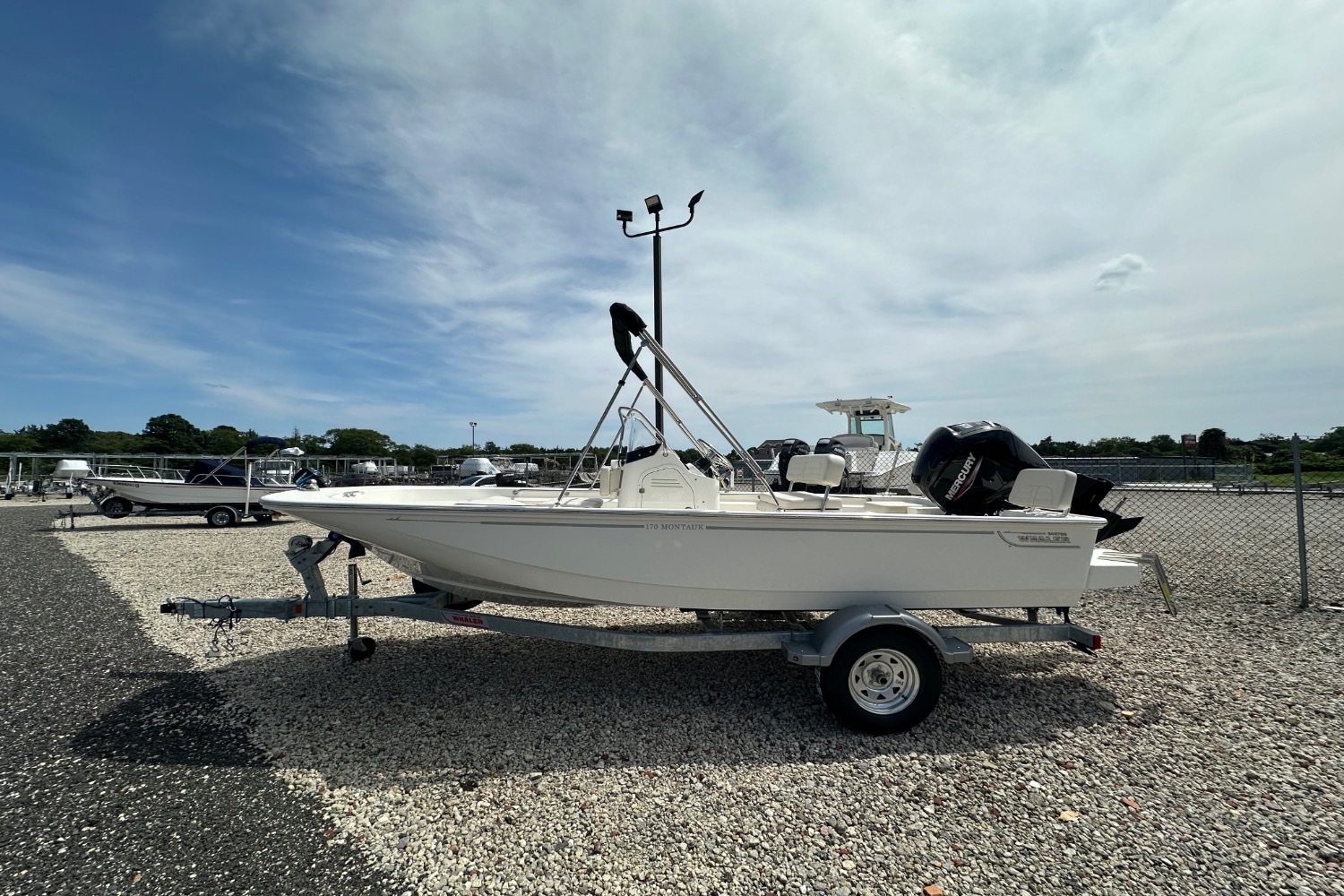 2027 Boston Whaler 170 Montauk in ocean view NJ