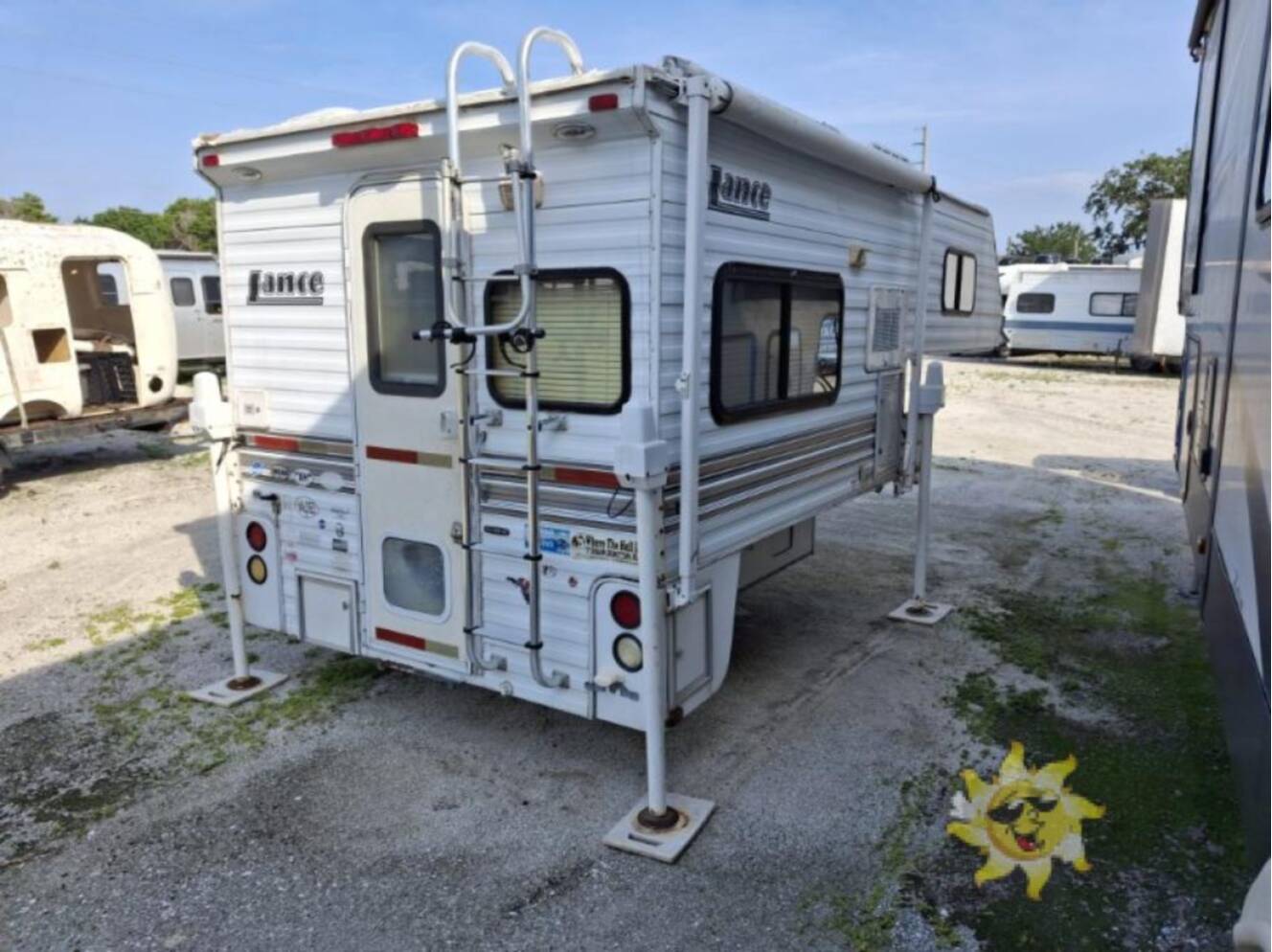 A photo of this 2007 Lance Lance 815 Extended Cabover