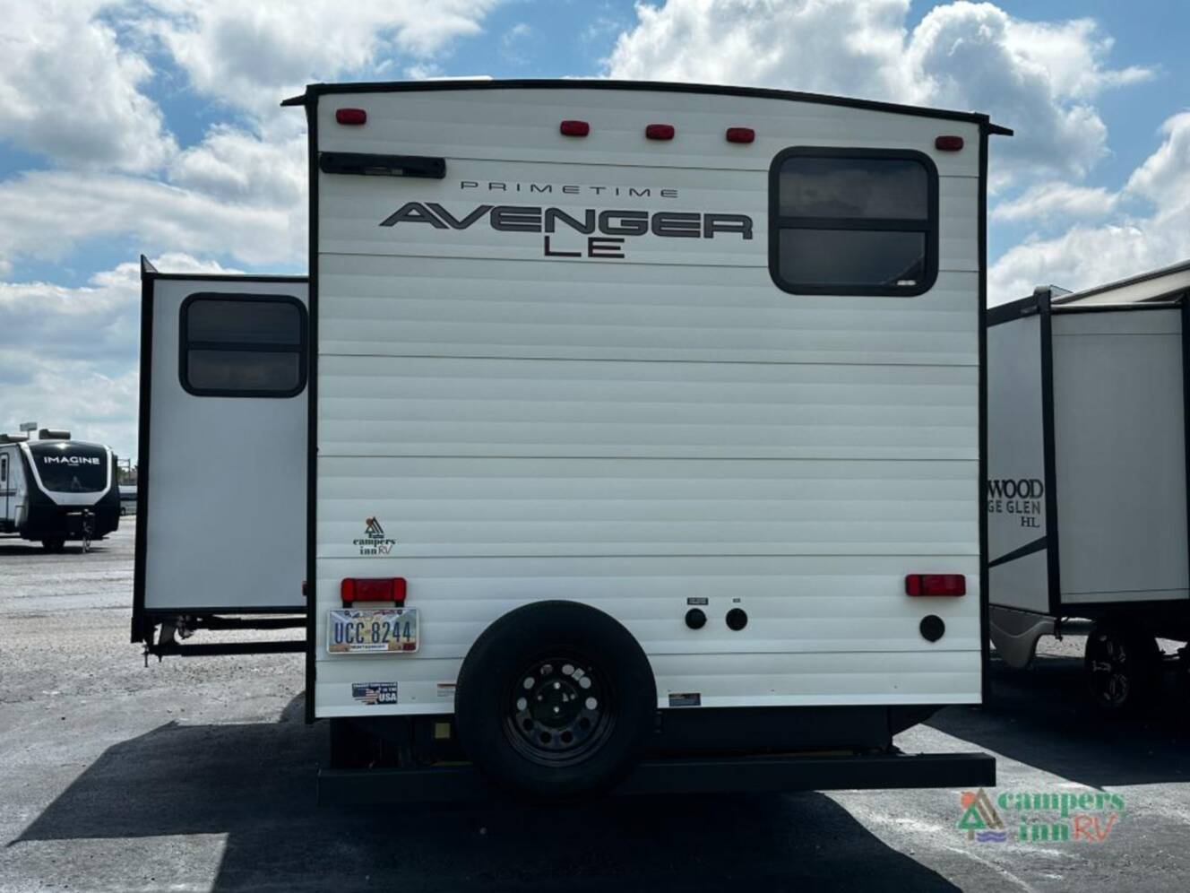 A photo of this 2025 Prime Time Rv Avenger LE 24BHSLE
