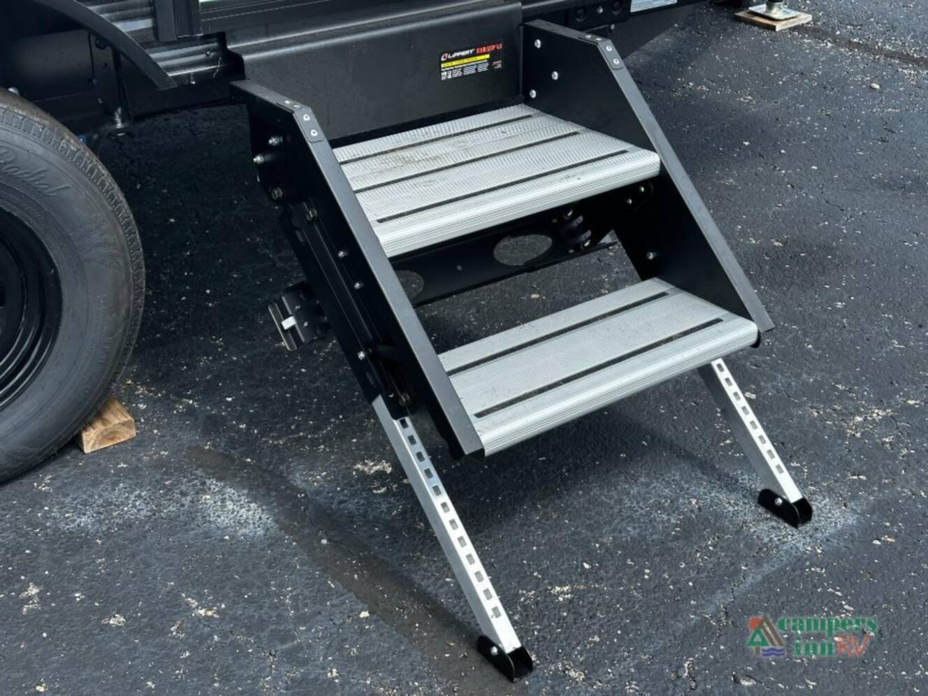 A photo of this 2027 Grand Design Transcend Lite 121RBL