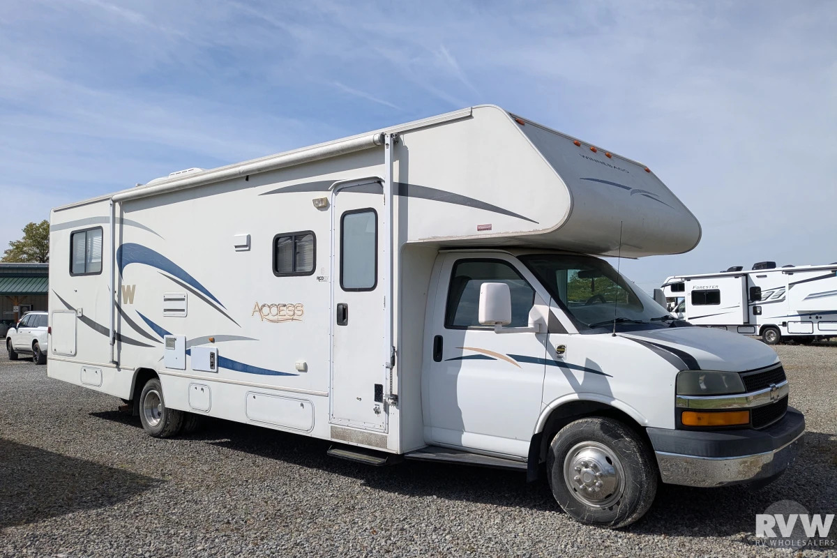 2007 Winnebago Access 231C in lakeview OH