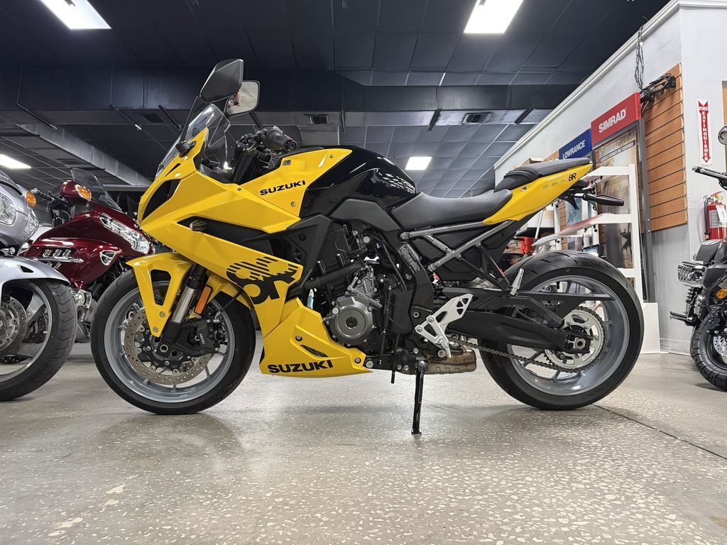 2024 Suzuki GSX-8R 8R in Wesley Chapel, FL
