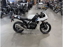 Triumph Expands 400 Lineup with Tracker and Thruxton  image
