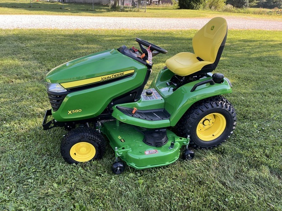 2026 John Deere X580 in Wilmington, OH