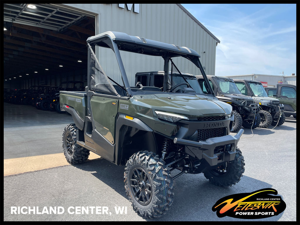 2026 Honda® Pioneer 1000 Deluxe in richland center WI